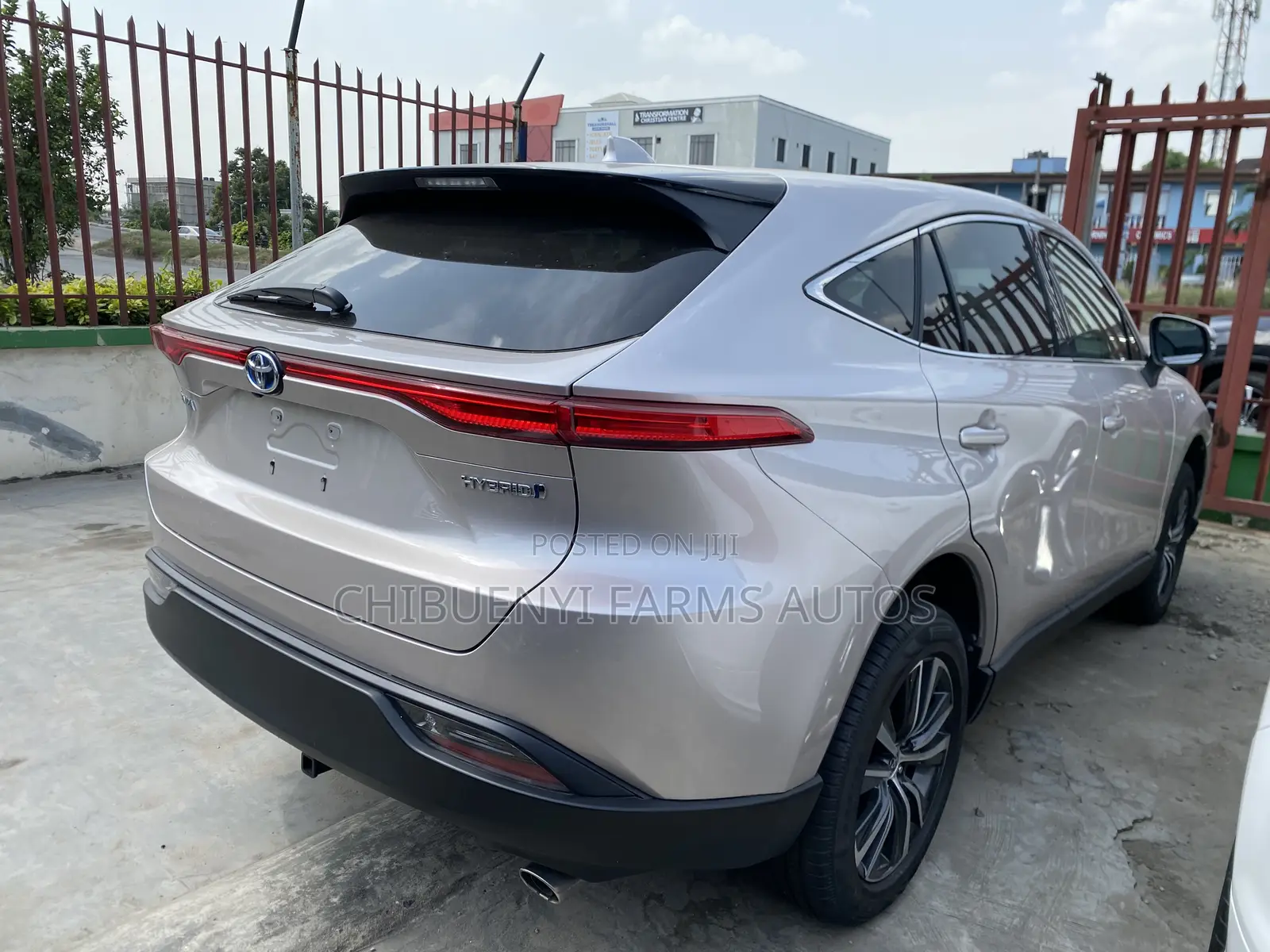 Toyota Venza 2021 Gold