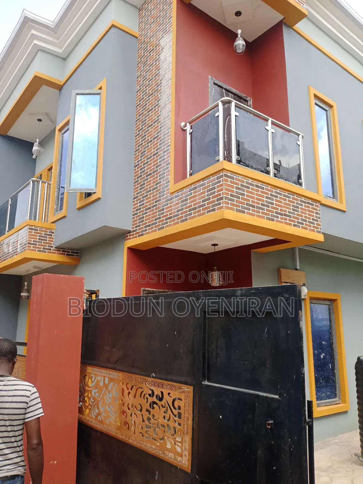 4bdrm Duplex in Baruwa for sale