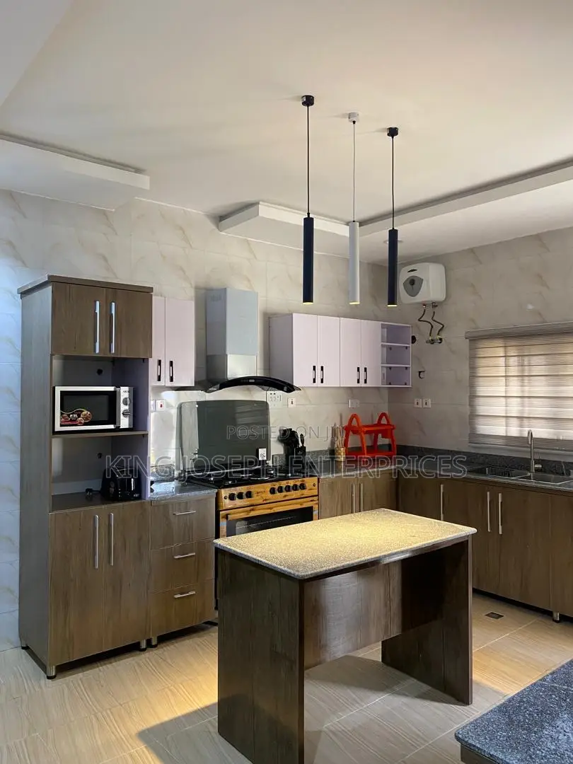Luxury 2bedroom Apartment Jahi by Gilmore
