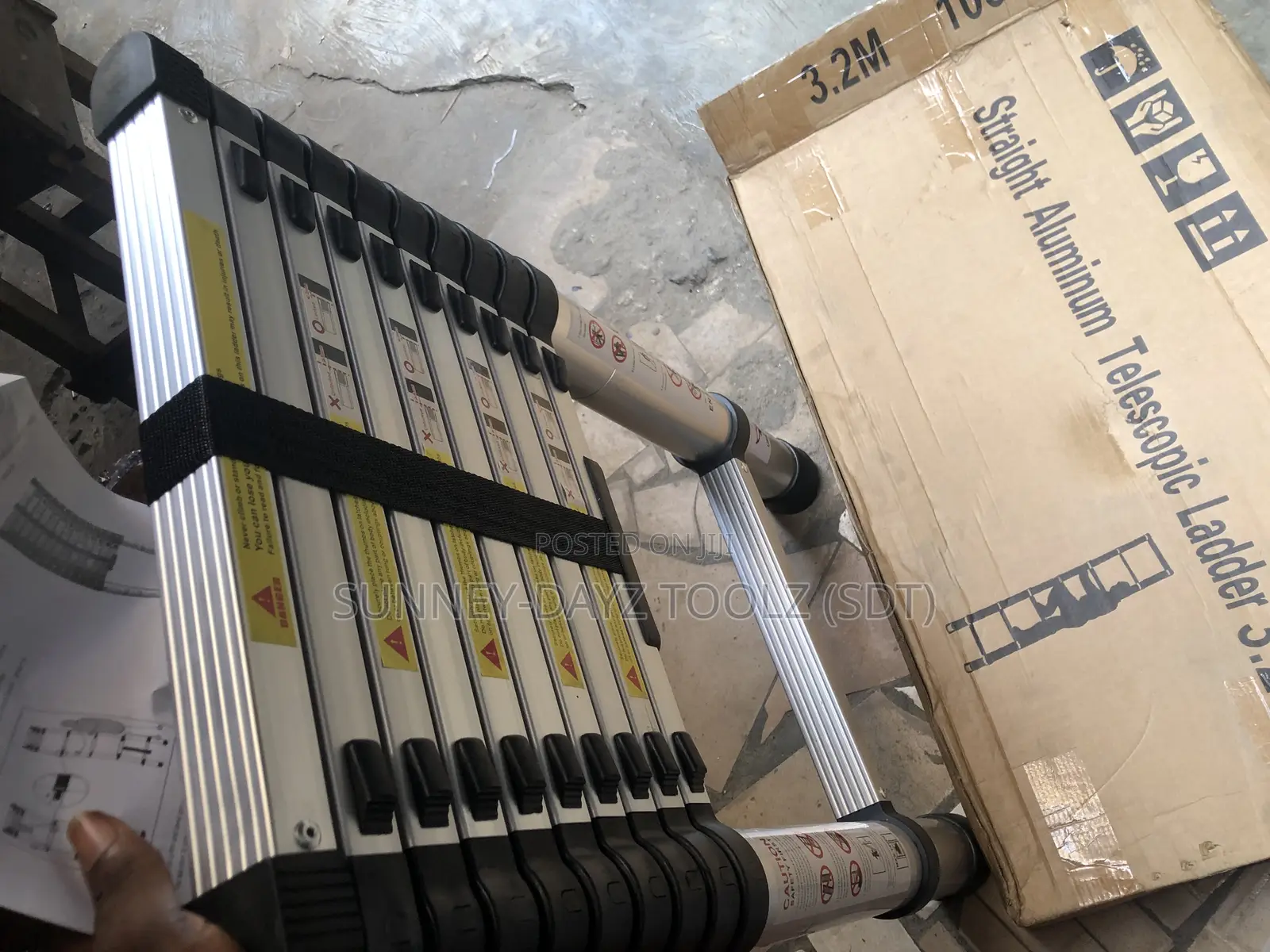 Aluminium Telescopic Ladder 3.2M
