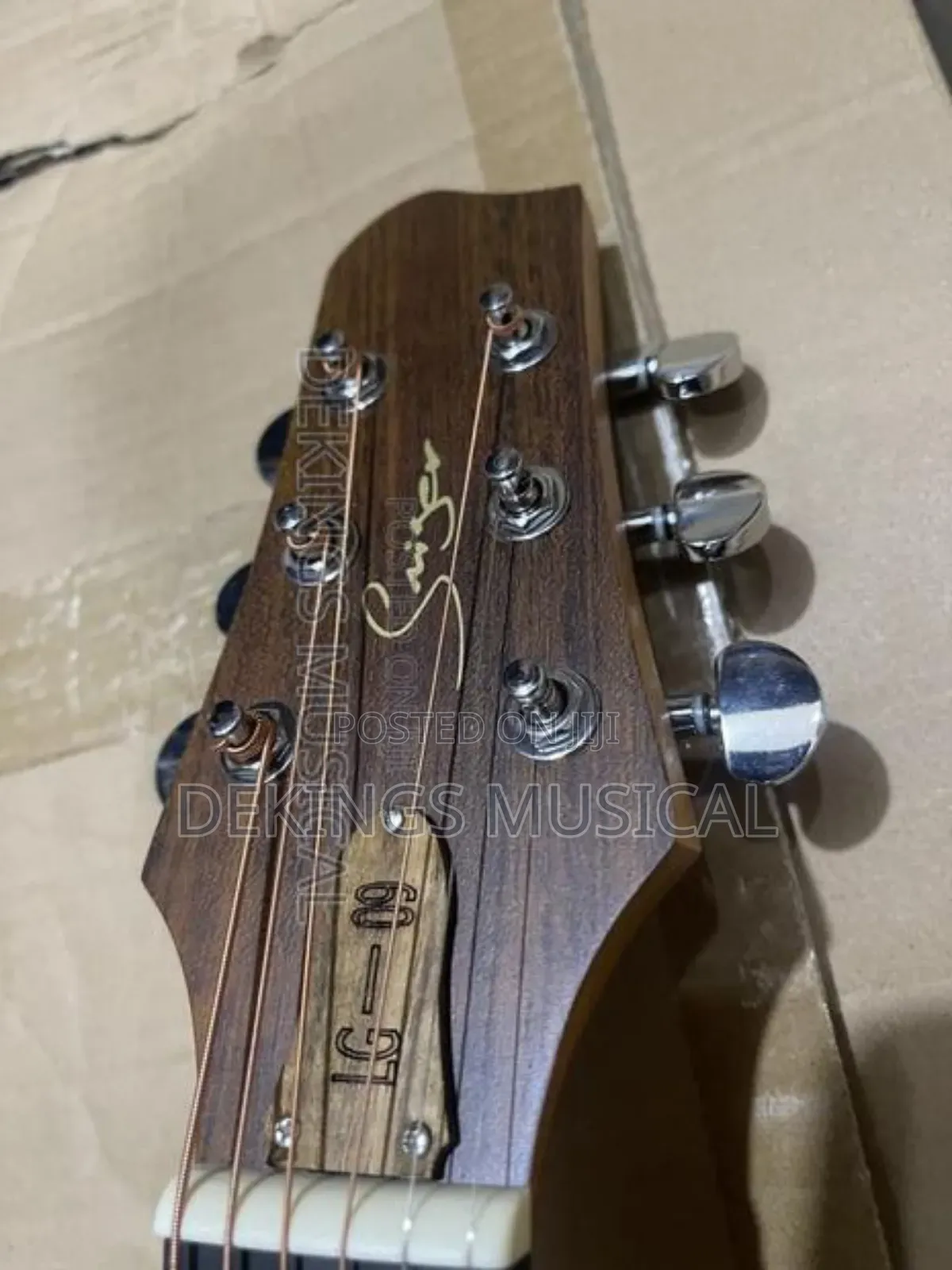 Smiger Semi Acoustic Guitar LG09 Electro Acoustic