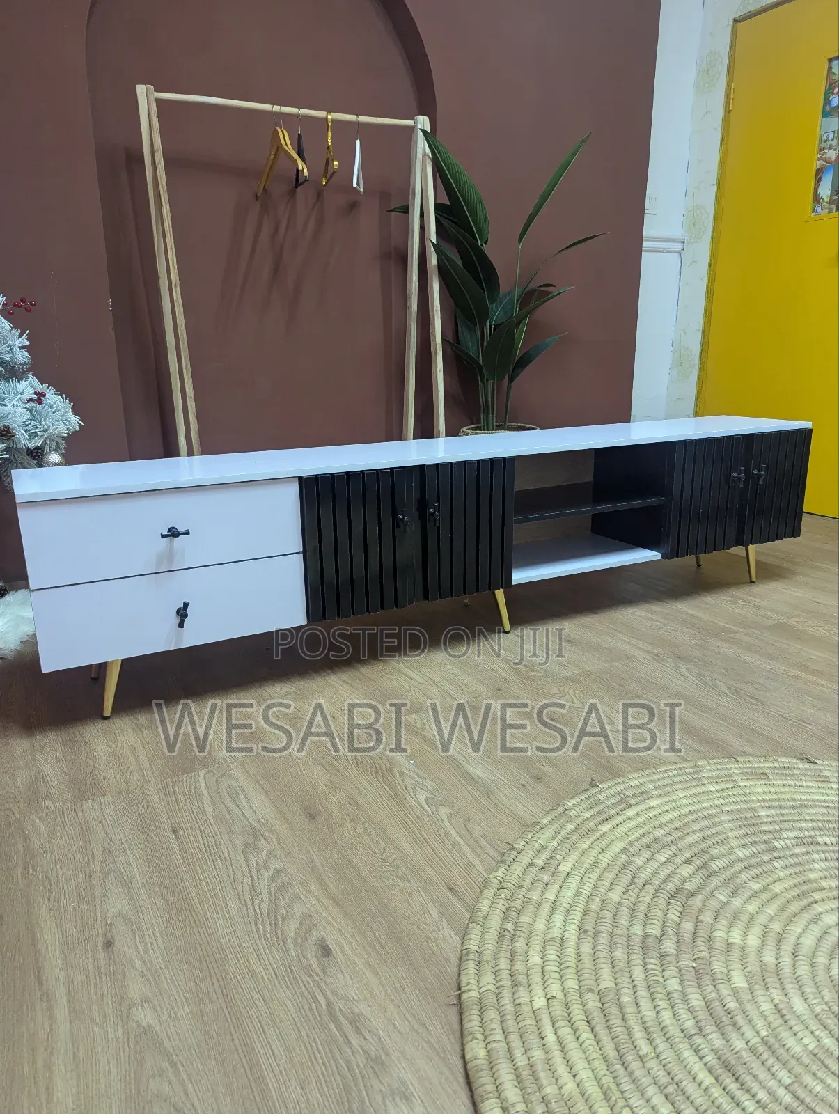 7ft Stylish TV Stand