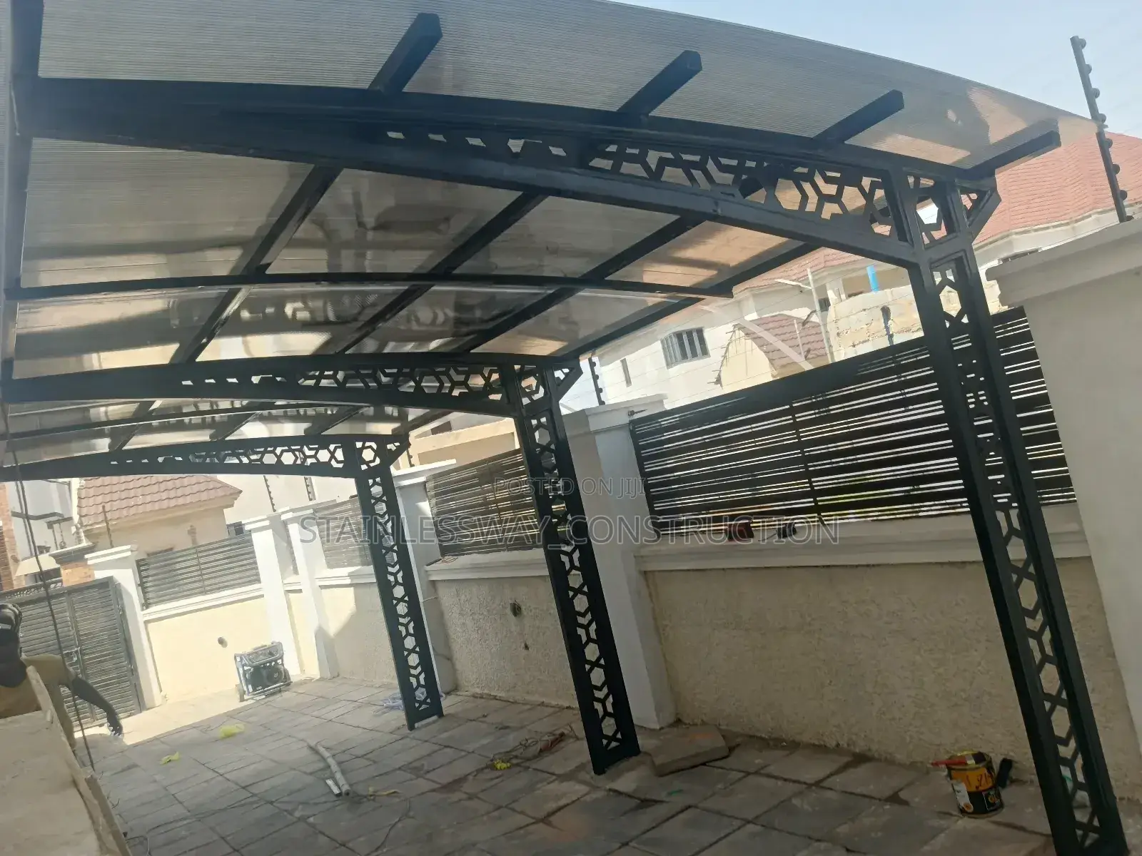 4 Cars Parking Shade Stand
