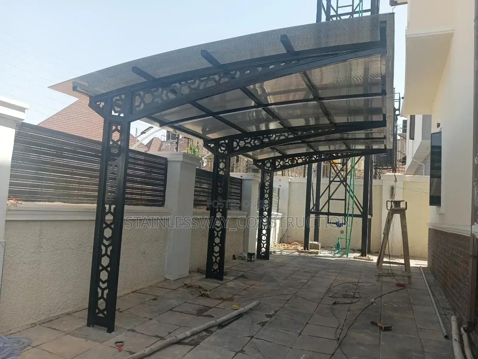 4 Cars Parking Shade Stand