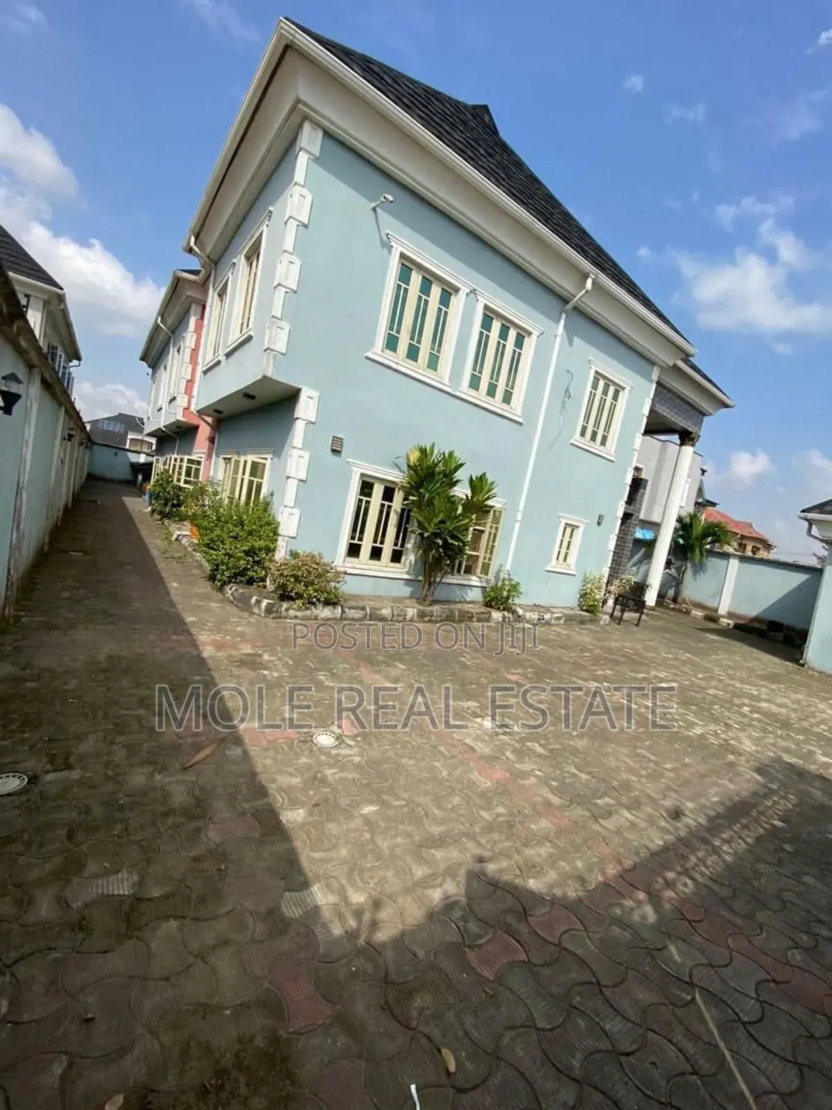 6 Bedroom Duplex Almost New Oworonshoki
