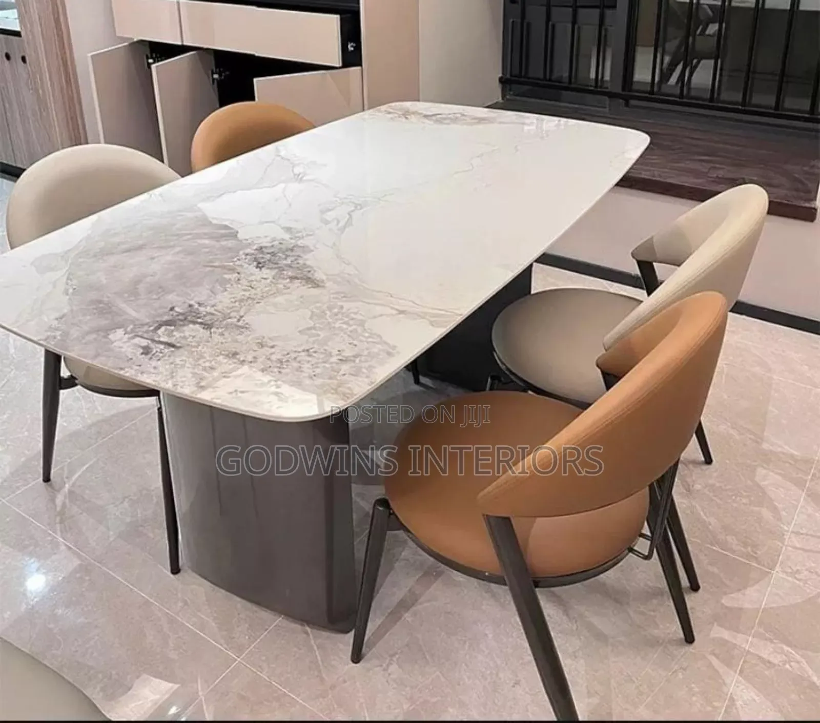 Modern Mabel Dining With 4/6 Set of Chairs