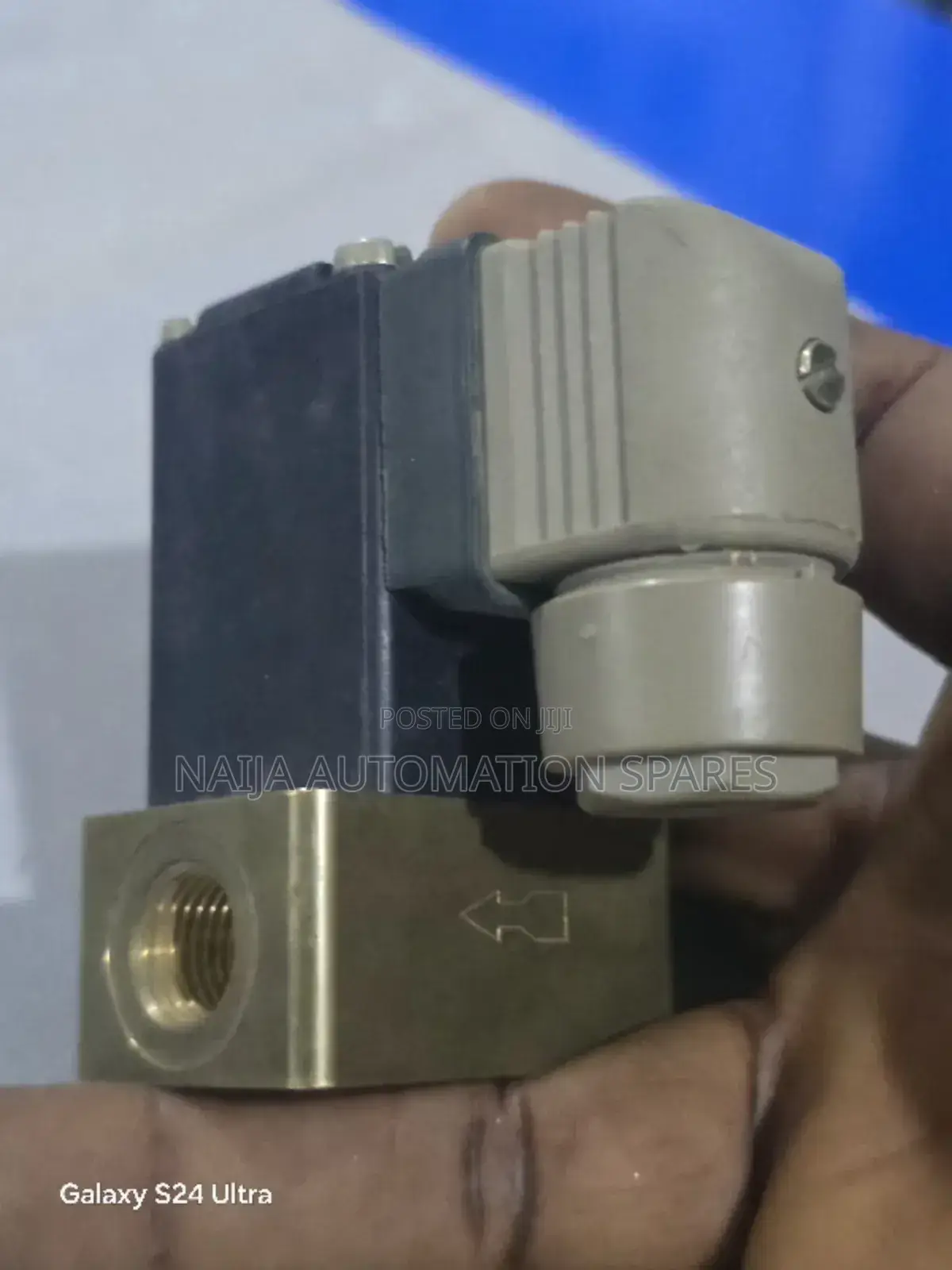 Burkert Electromagnetic Valve | 057095 | 220vac