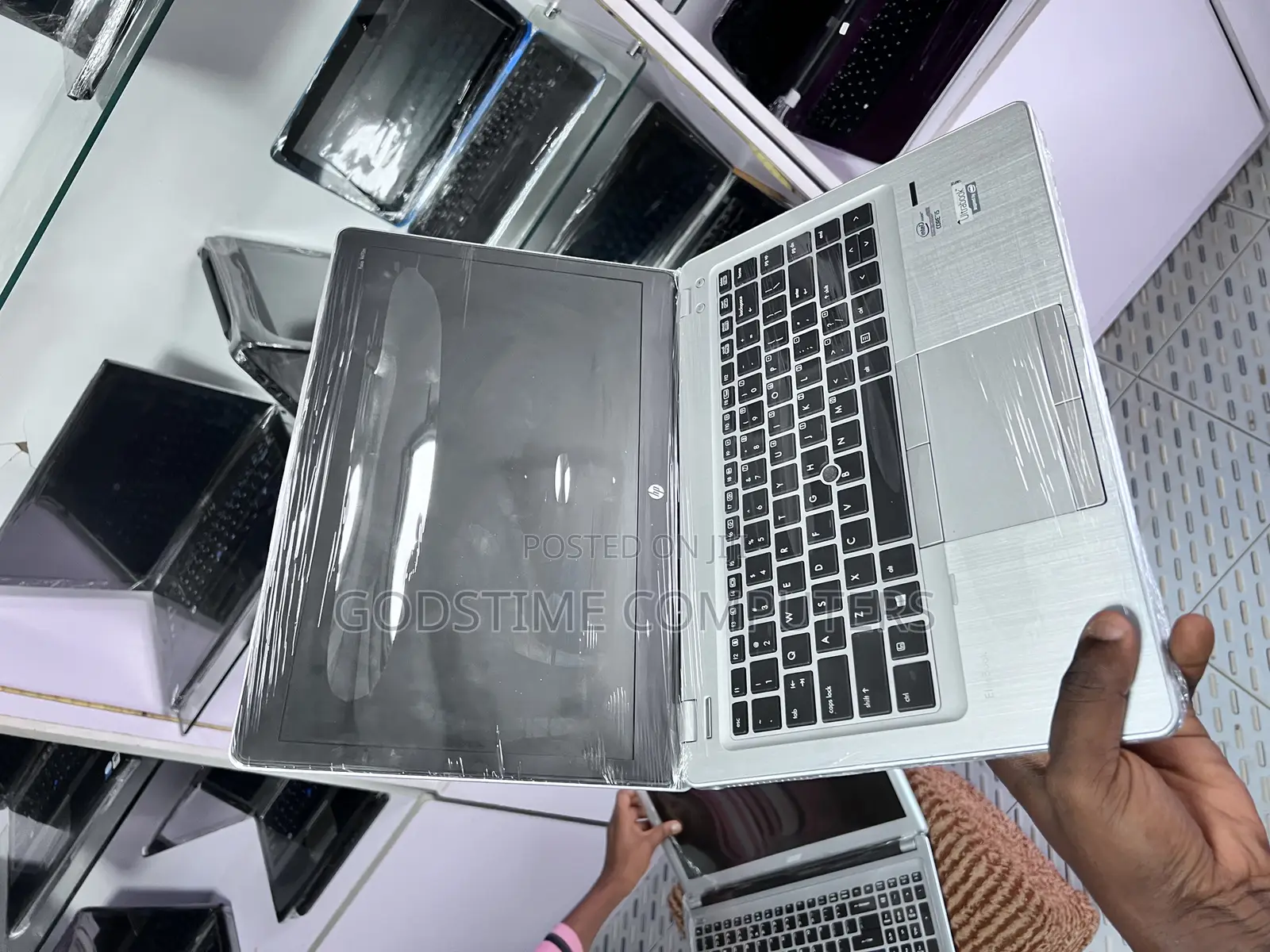 New Laptop HP 8GB Intel Core I5 HDD 500GB