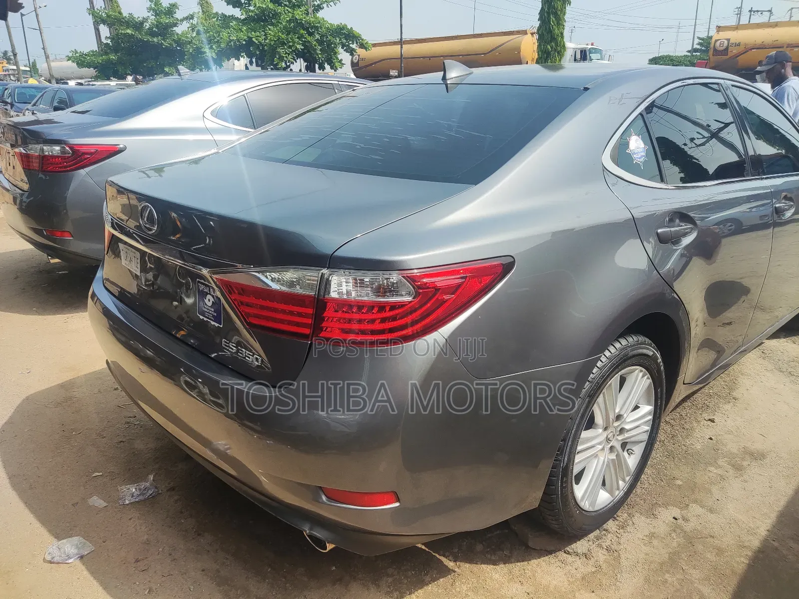 Lexus ES 350 FWD 2015 Gray