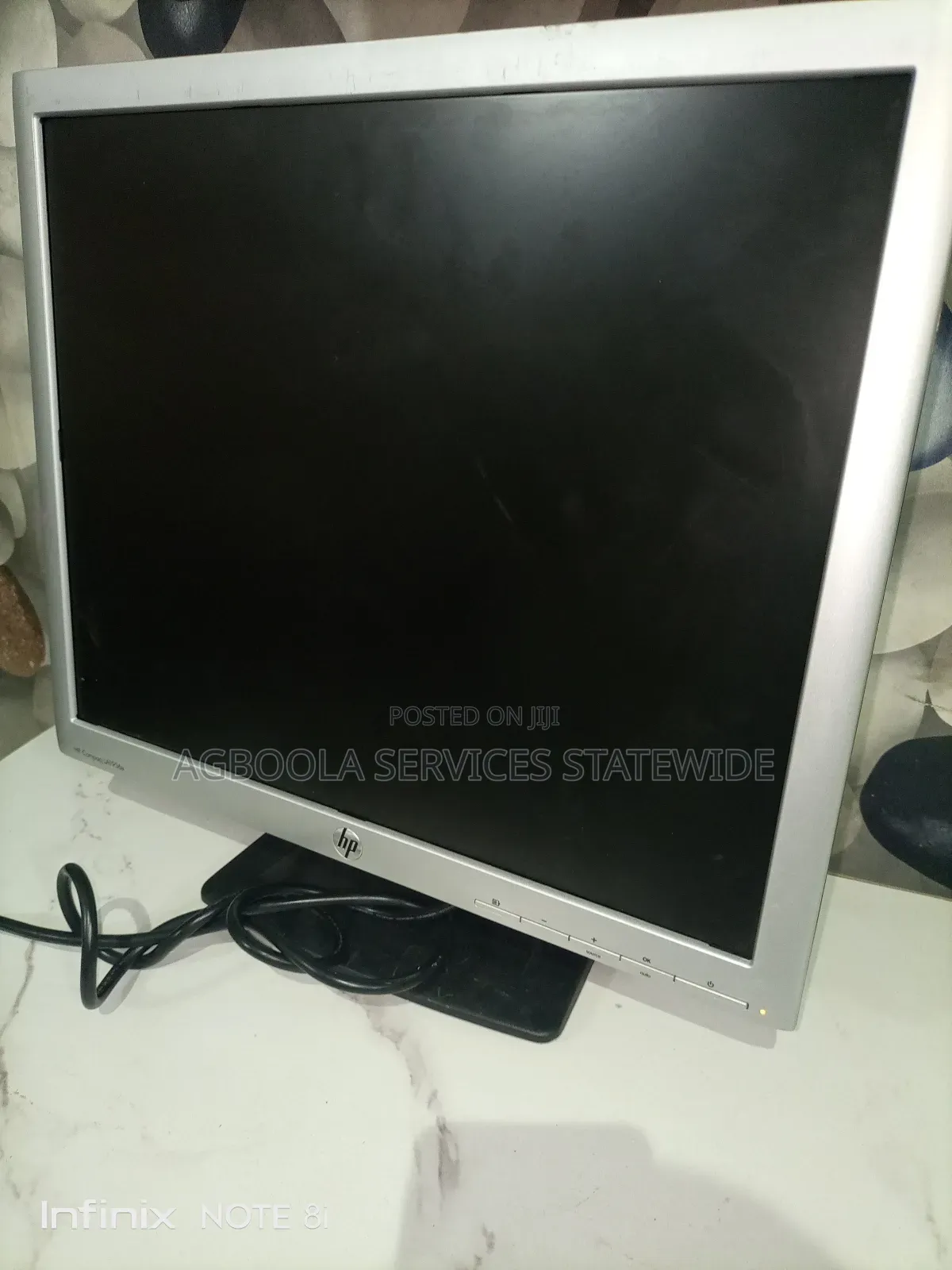 HP Monitor 18inches for Sale