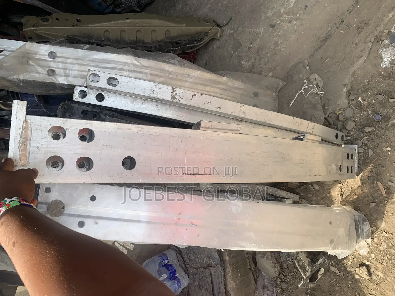 Front Bomba Beam Highlander 2020