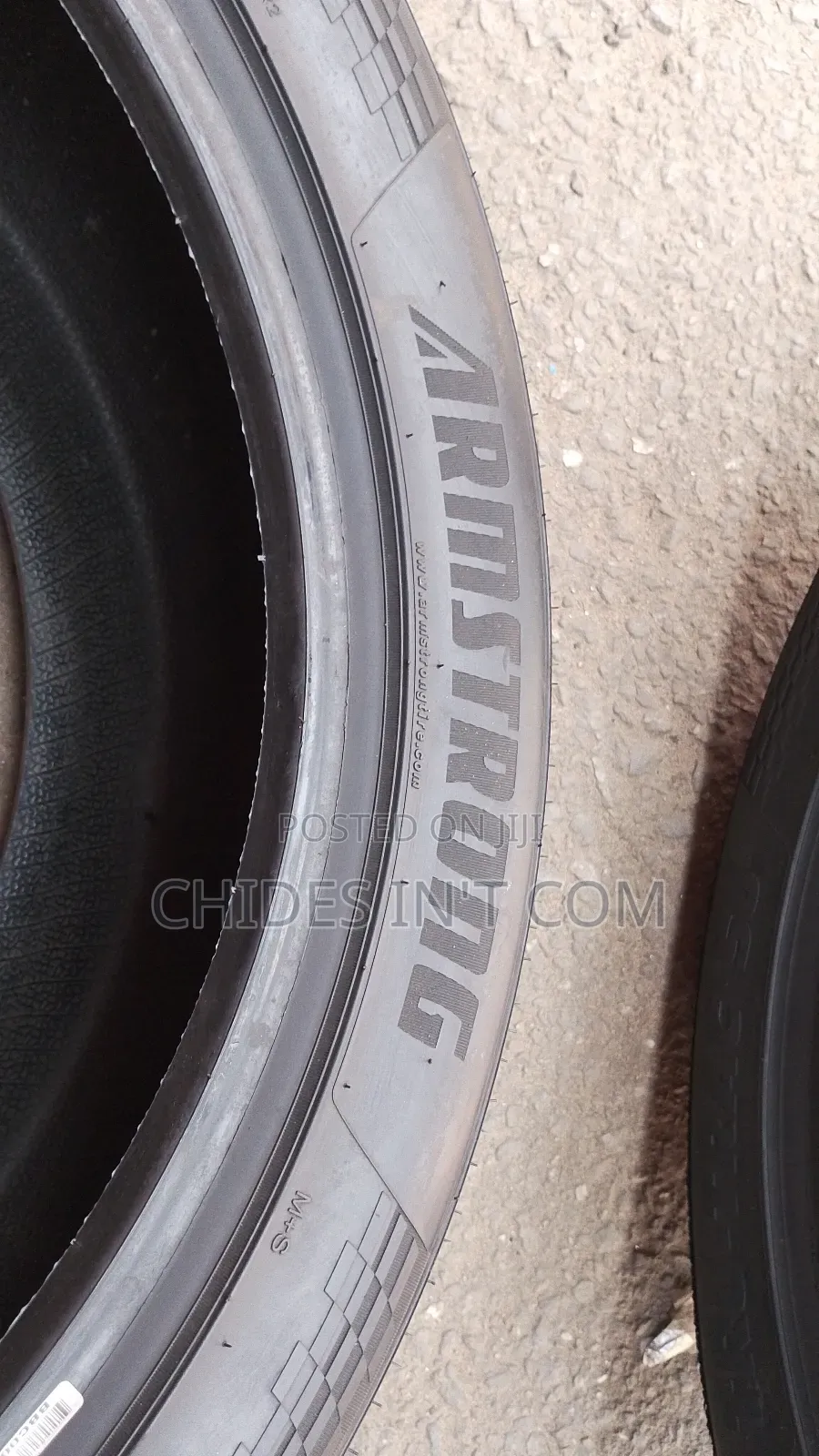 275/40/20. Armstrong Tire Original