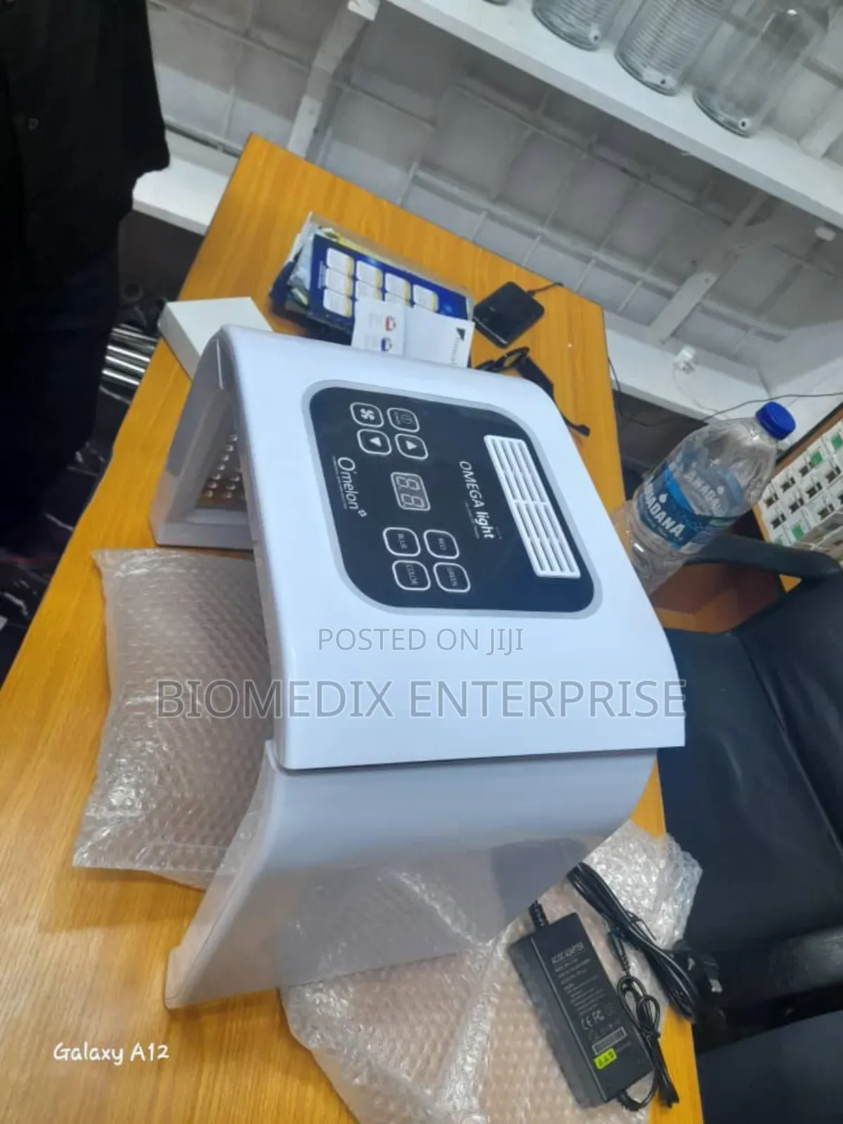 Omega Light LED
