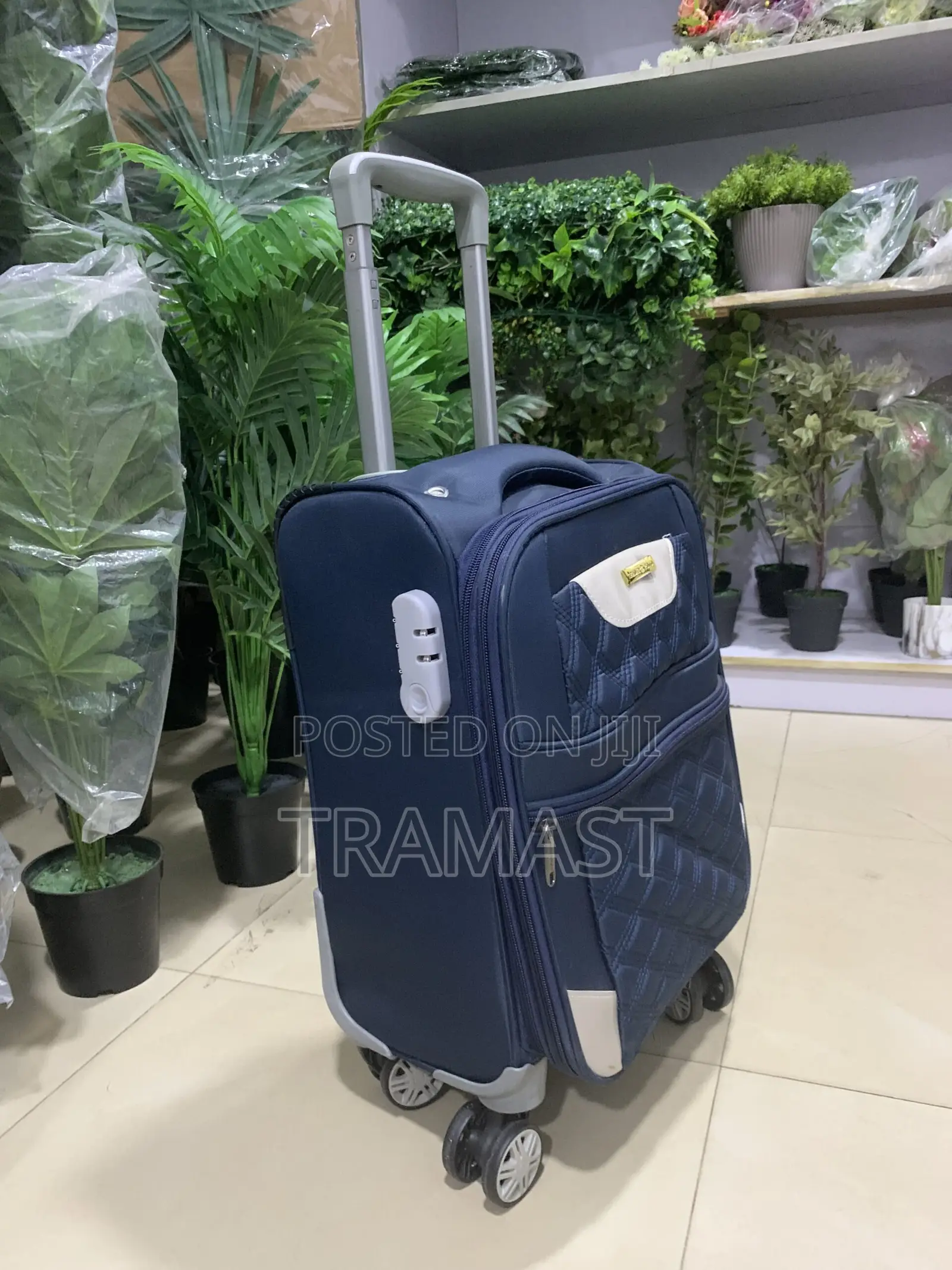 16 Inches Travelling Luggage (Luggage Suitcase In Ikeja)