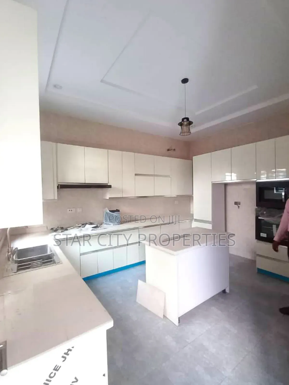 5bdrm Duplex in Magodo Phase 2 for sale