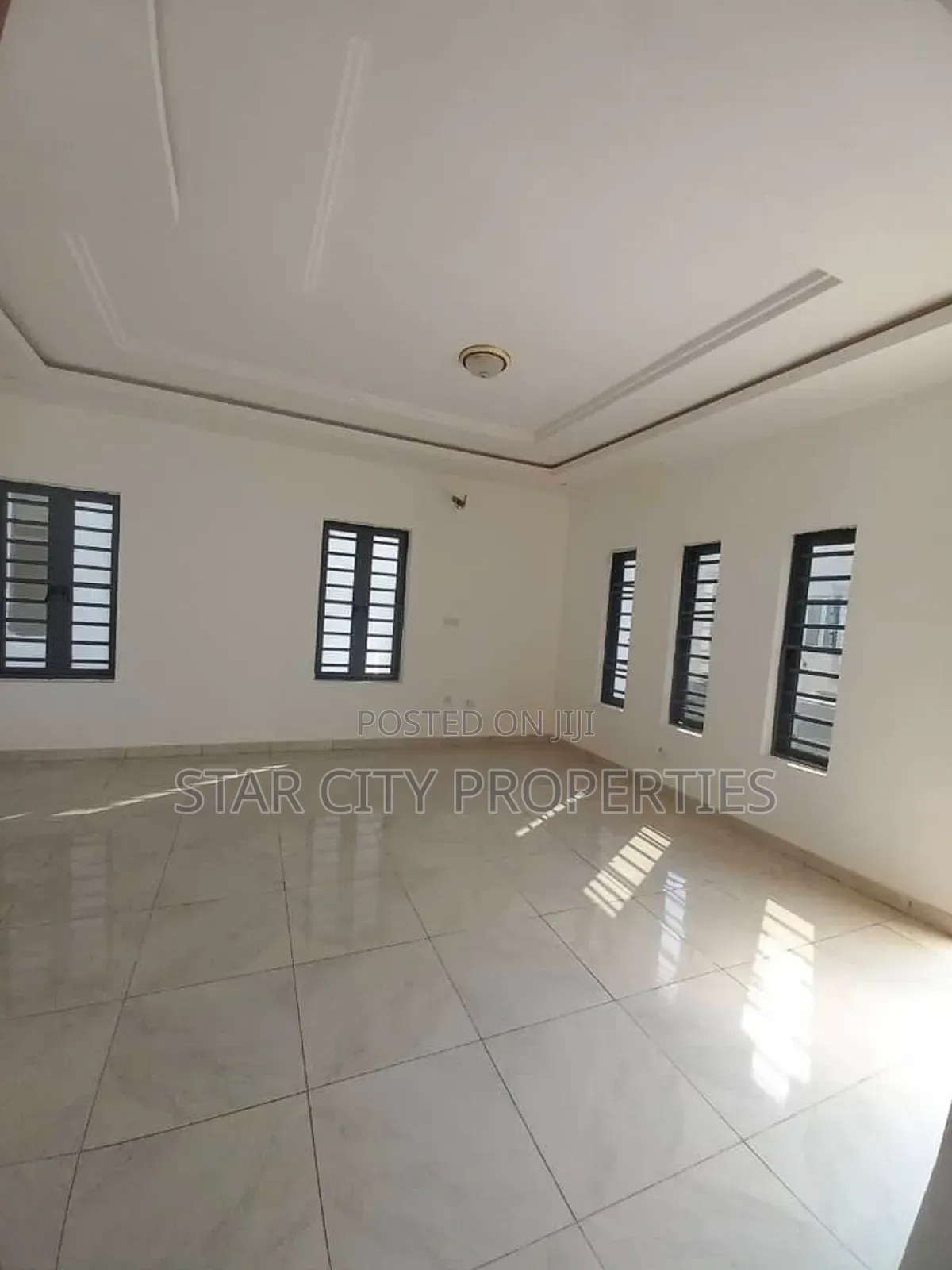 5bdrm Duplex in Magodo Phase 2 for sale
