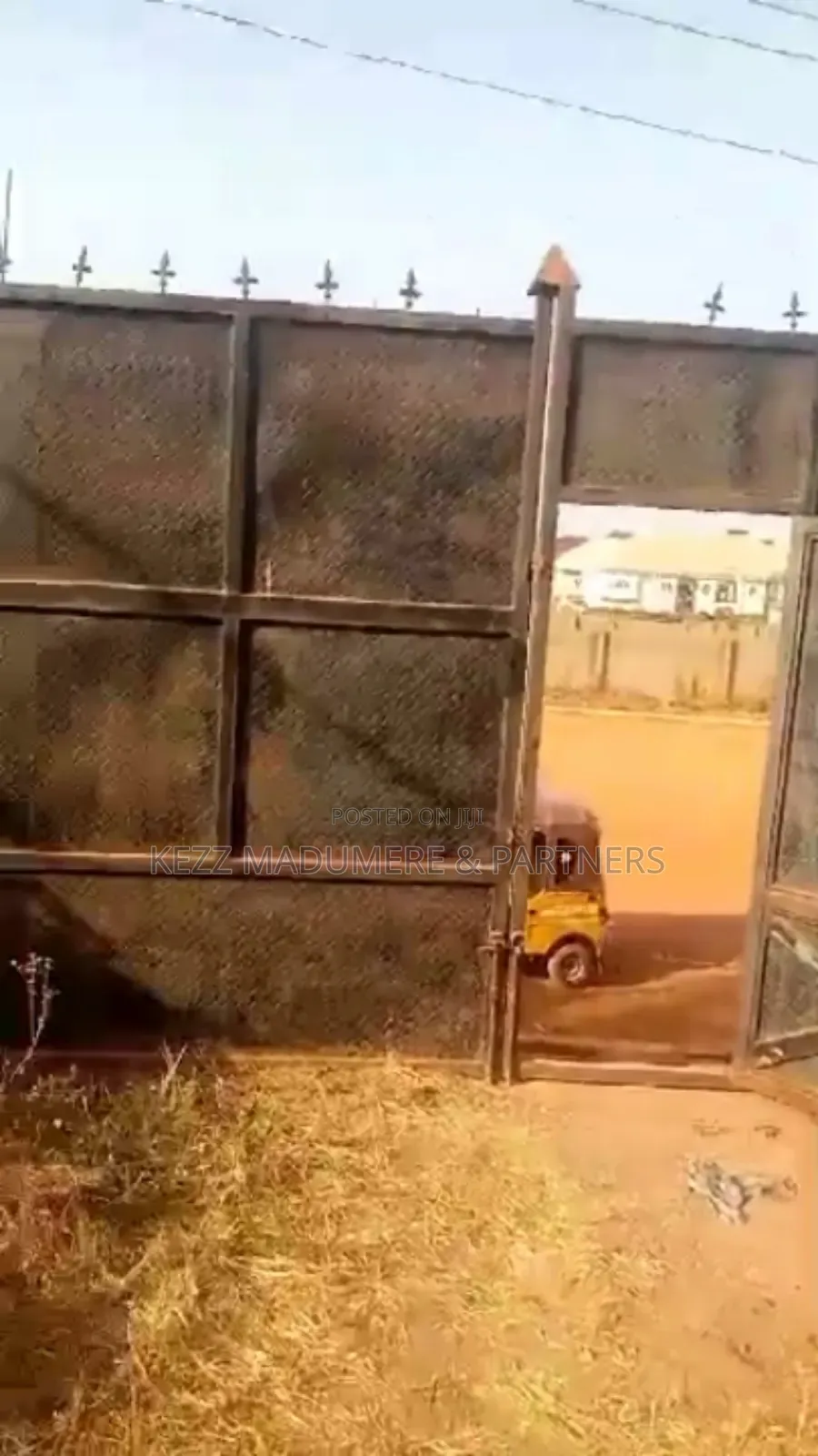 For Sale : 1500 SQMTS at New Enugu Road, Enugu