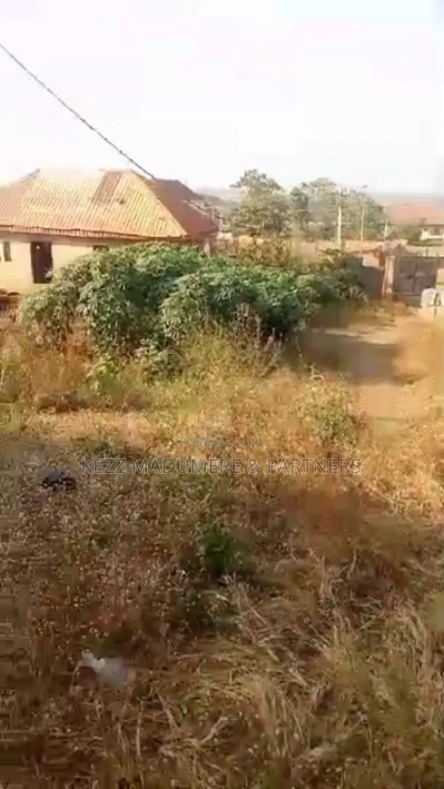 For Sale : 1500 SQMTS at New Enugu Road, Enugu