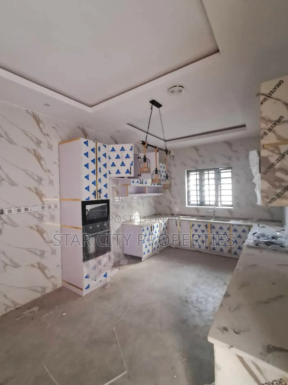 5bdrm Duplex in Magodo Phase 2 for sale