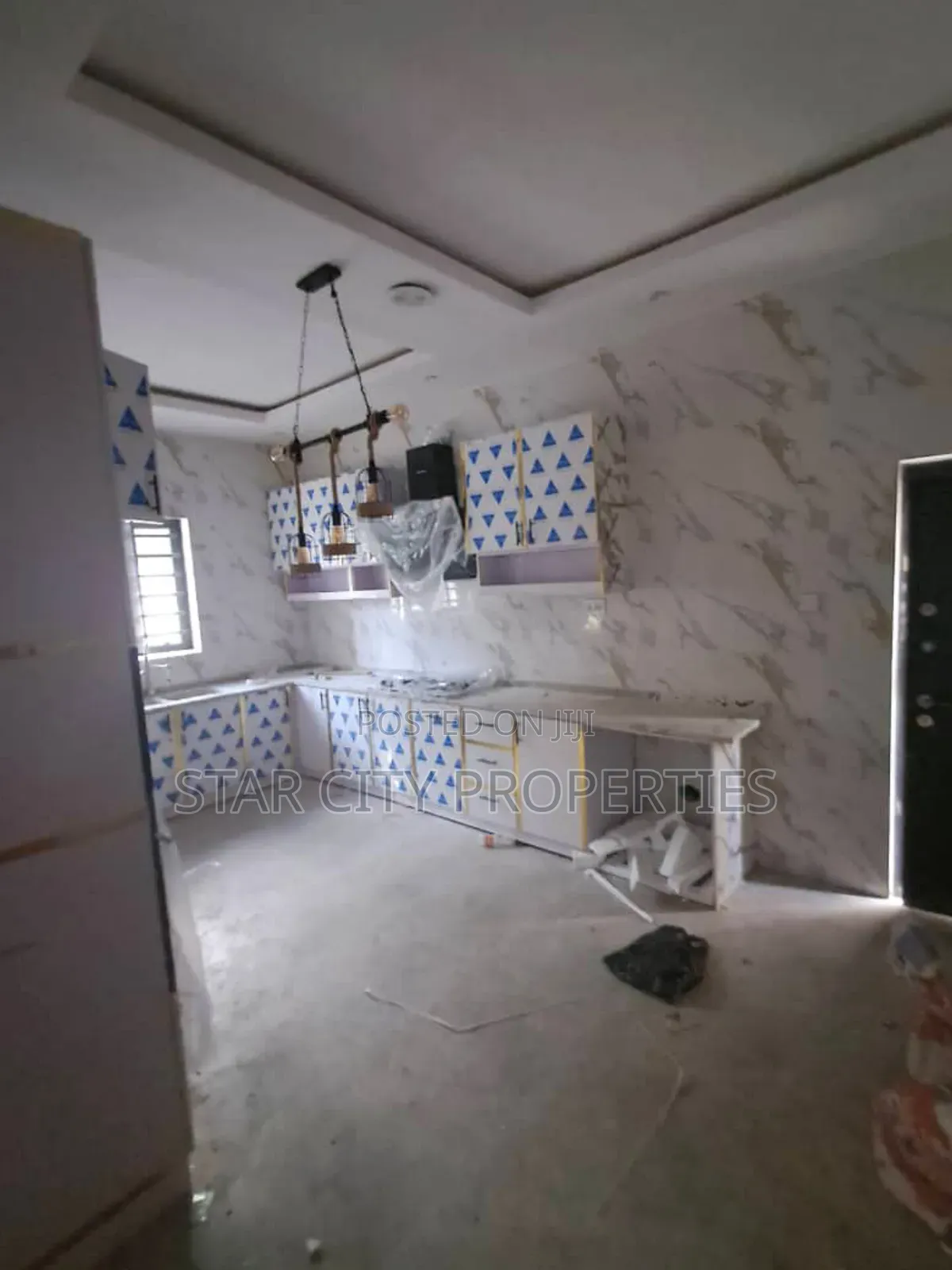 5bdrm Duplex in Magodo Phase 2 for sale