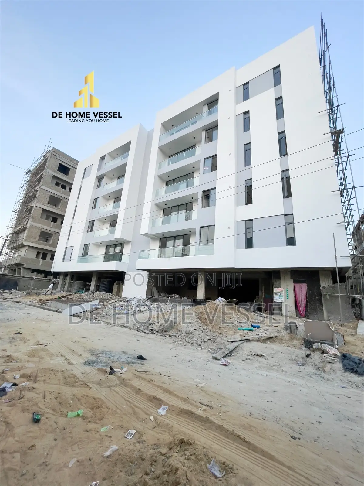 2bdrm Apartment in Lekki Phase 1 for sale