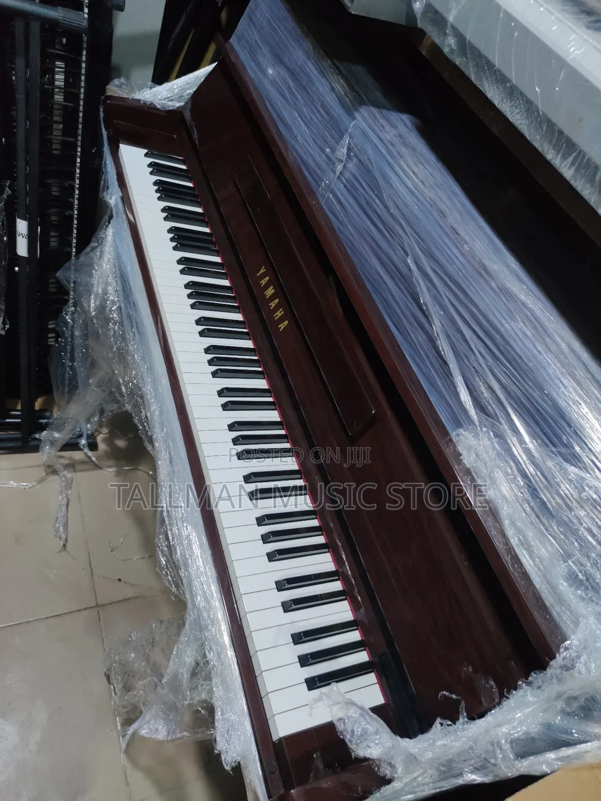 Yamaha P116 Upright Piano