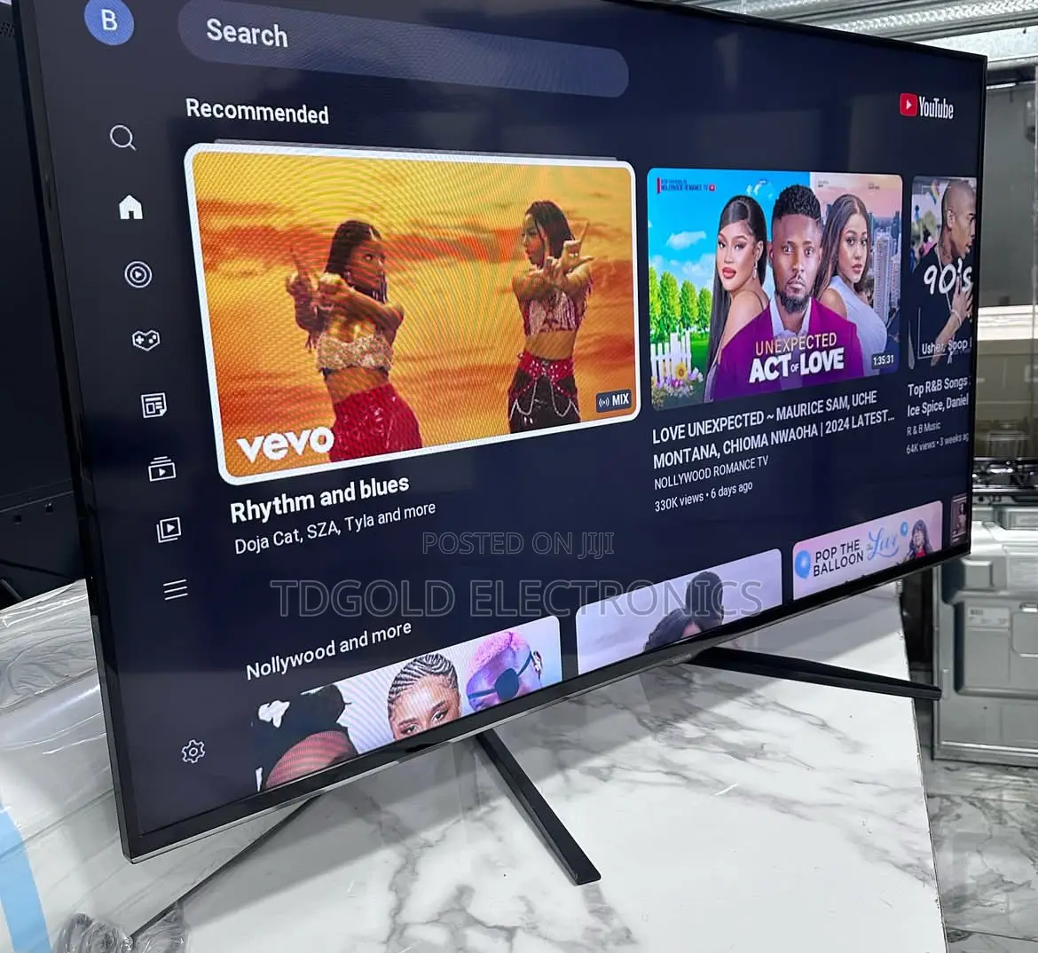 Hisense 32 Inchs Smart Tv