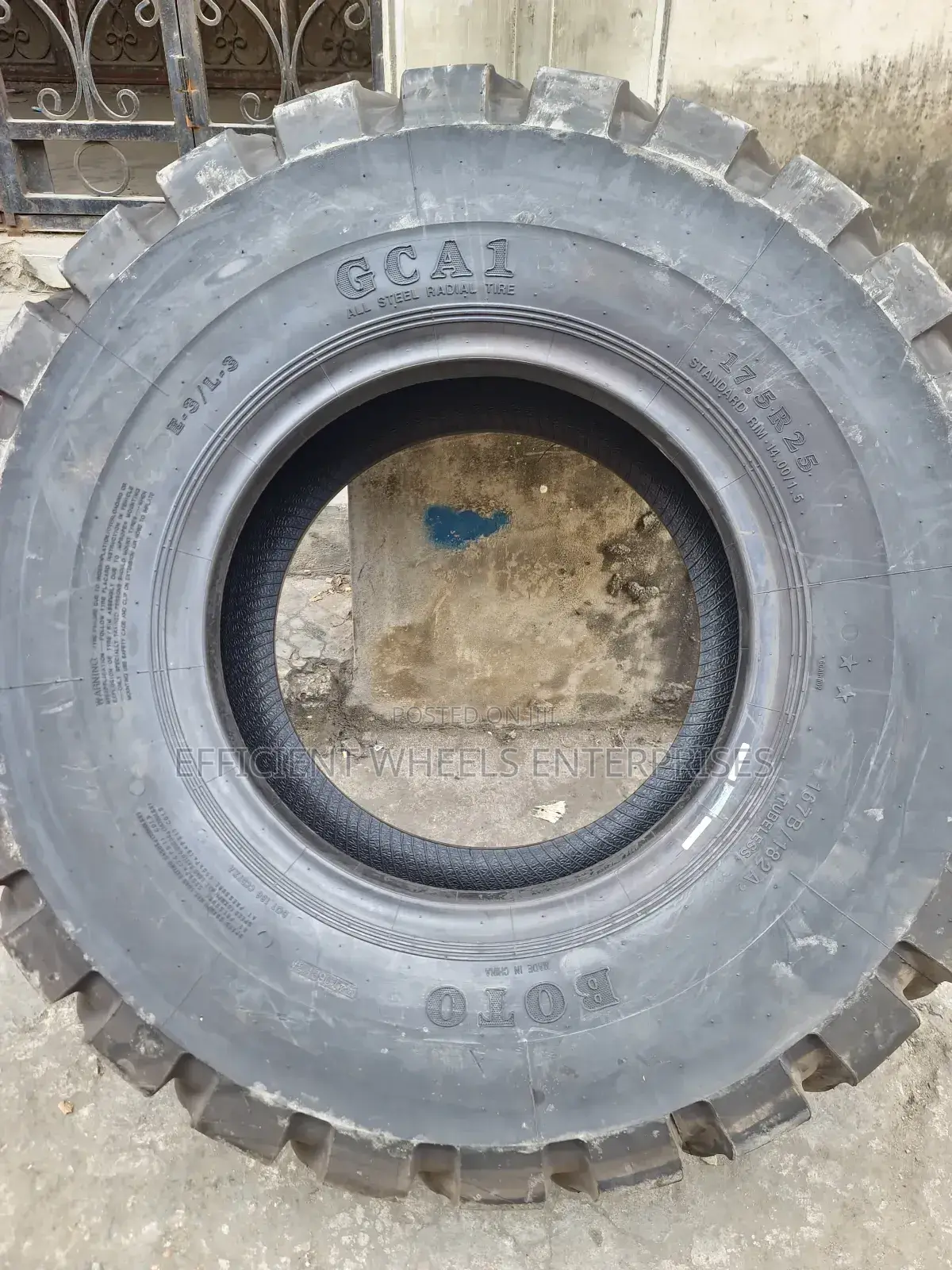 17.5-25 Boto Radial Payloaders and Caterpillar Truck Tyres