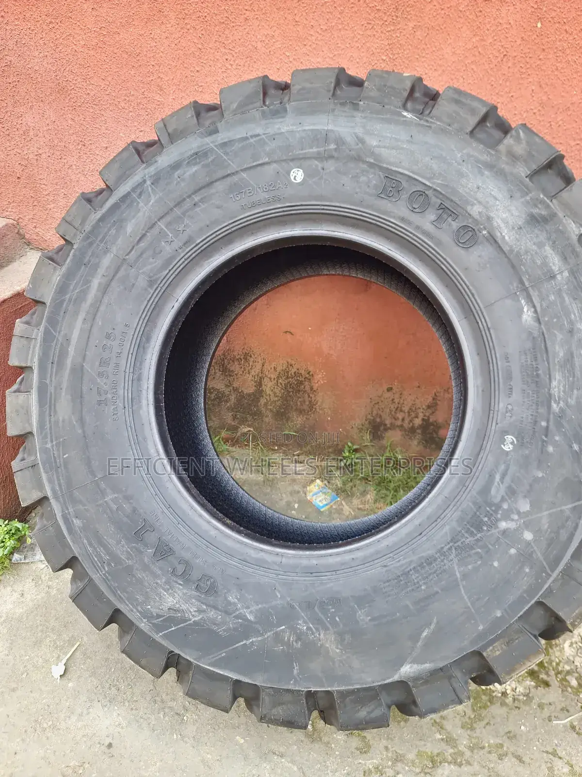 17.5-25 Boto Radial Payloaders and Caterpillar Truck Tyres