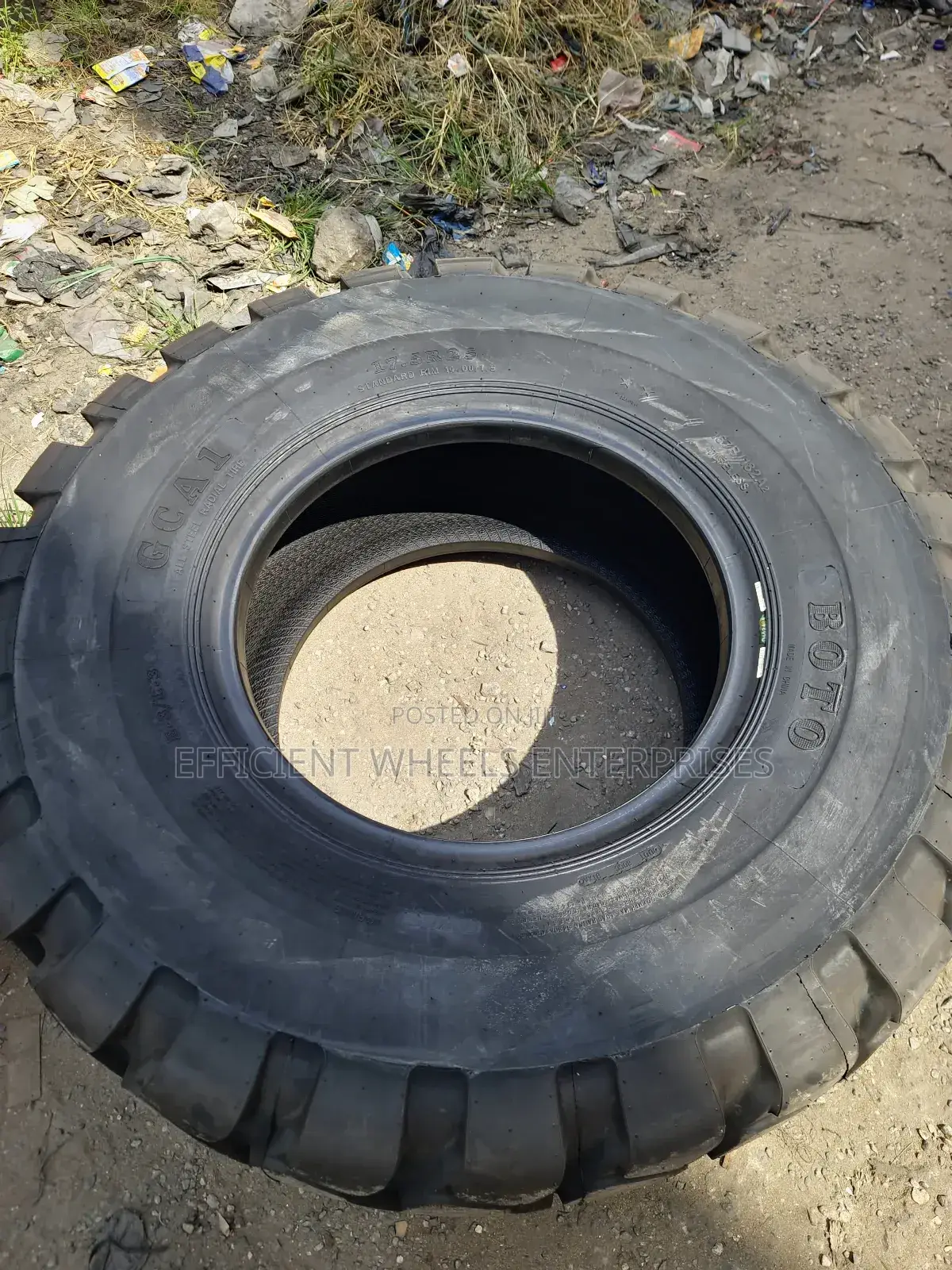 17.5-25 Boto Radial Payloaders and Caterpillar Truck Tyres