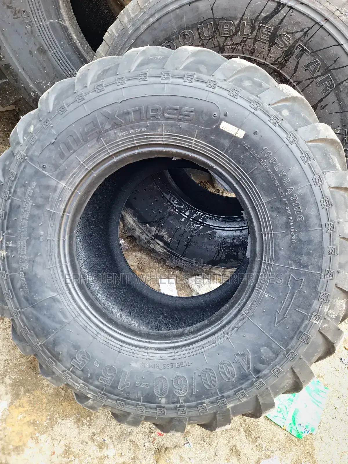 400/60r15.5 Maxtires