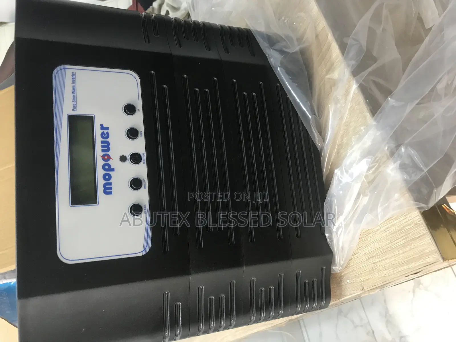 3.5KVA 24v Mopower Inverter
