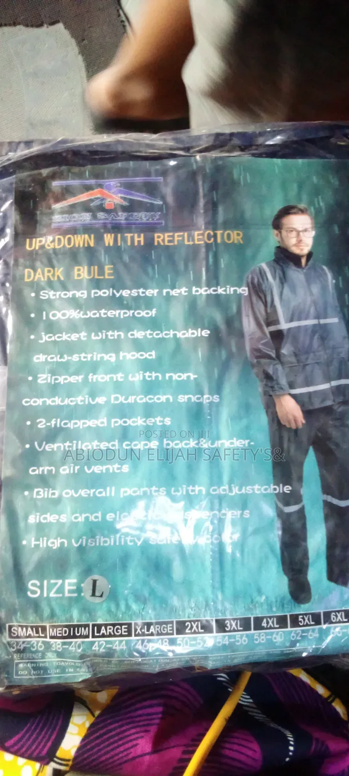 Quality Up And Down Reflective Rain Coat