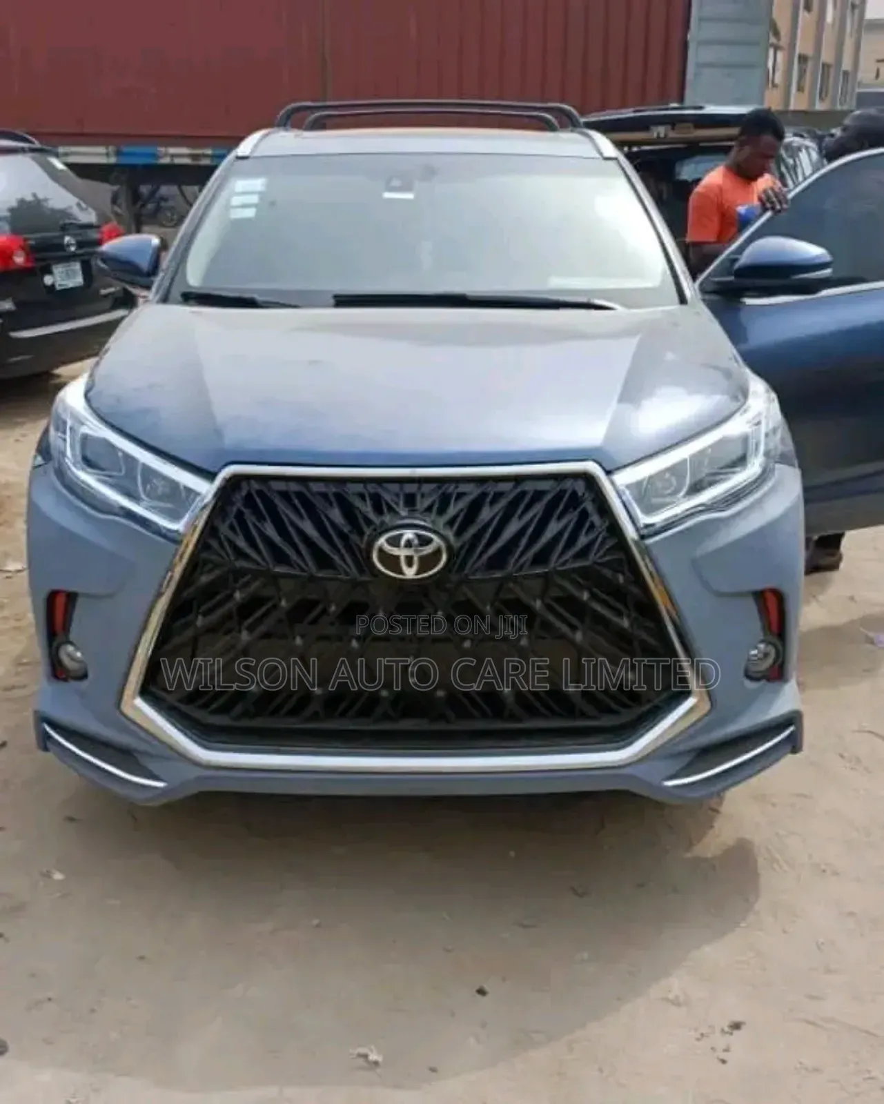 Toyota Highlander 2015 to VIP Tiger Face With LED Lights