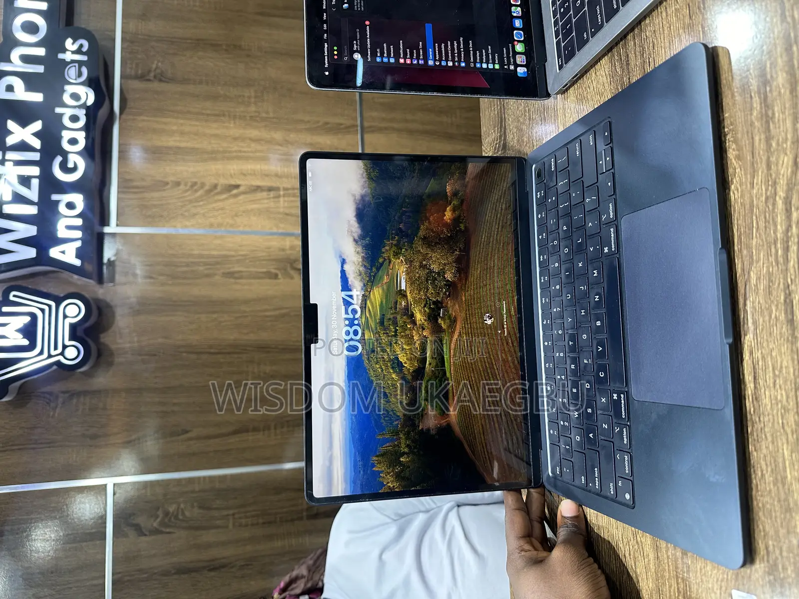 Laptop Apple MacBook Air 2024 M3 13-Inch 8GB Apple M3 SSD 256GB