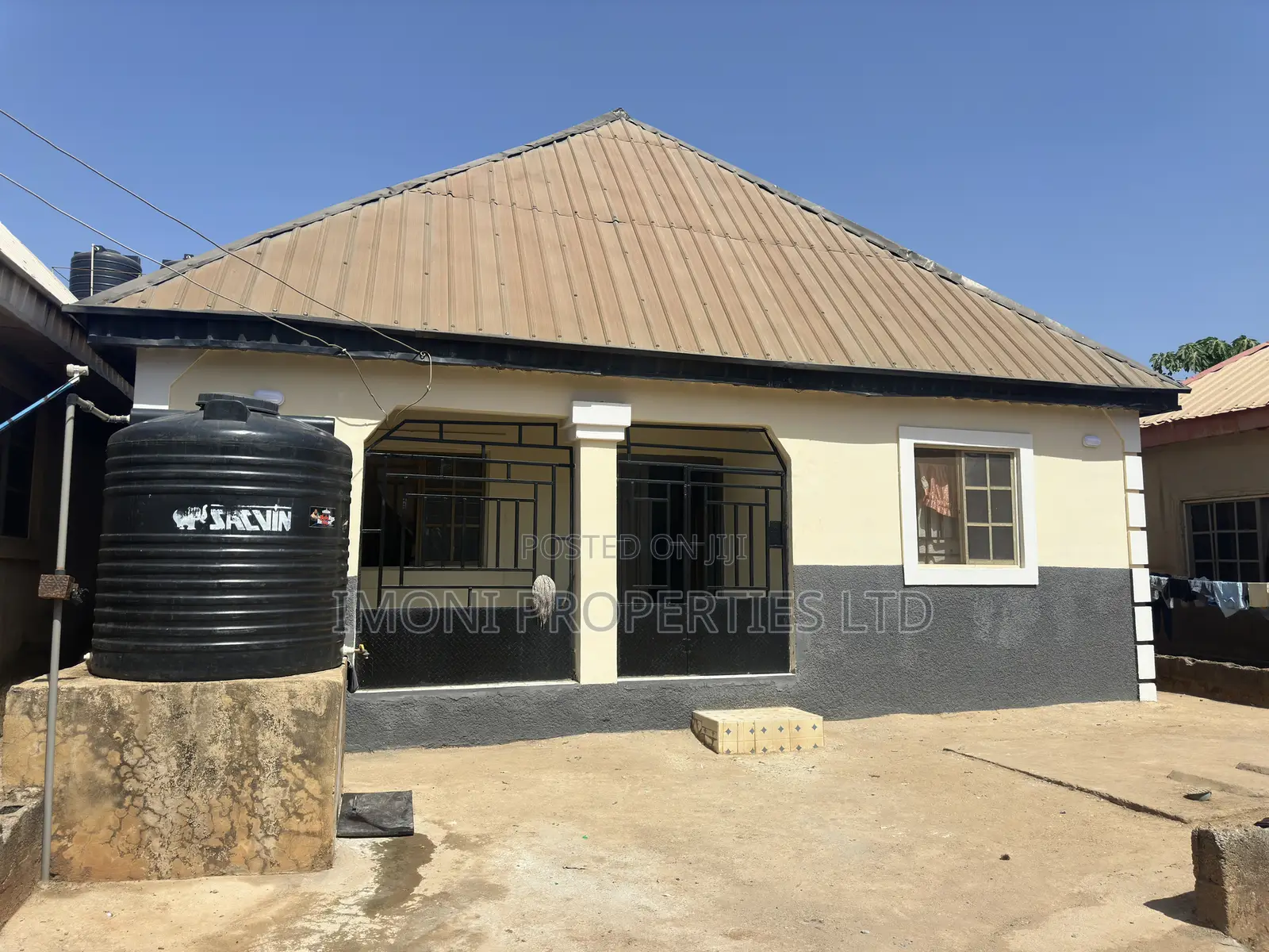 2bdrm Bungalow in Obasajo Road, Dutse-Alhaji for sale
