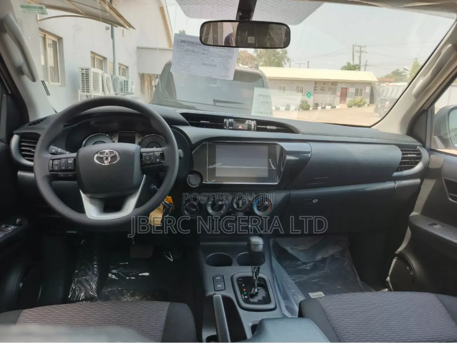New Toyota Hilux 2024 White