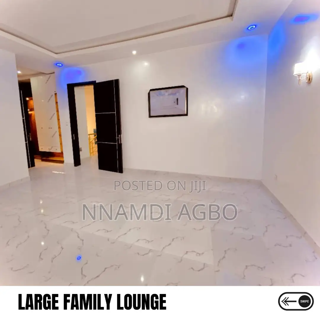 4bdrm Duplex in Orchid for Sale