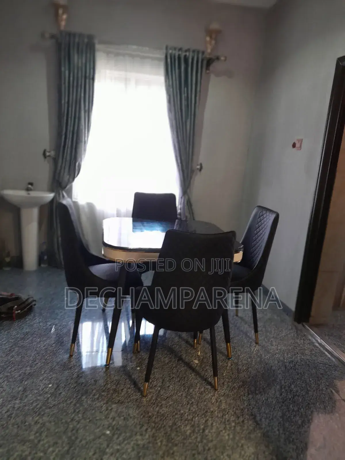 4 Seater Marble Dining Set