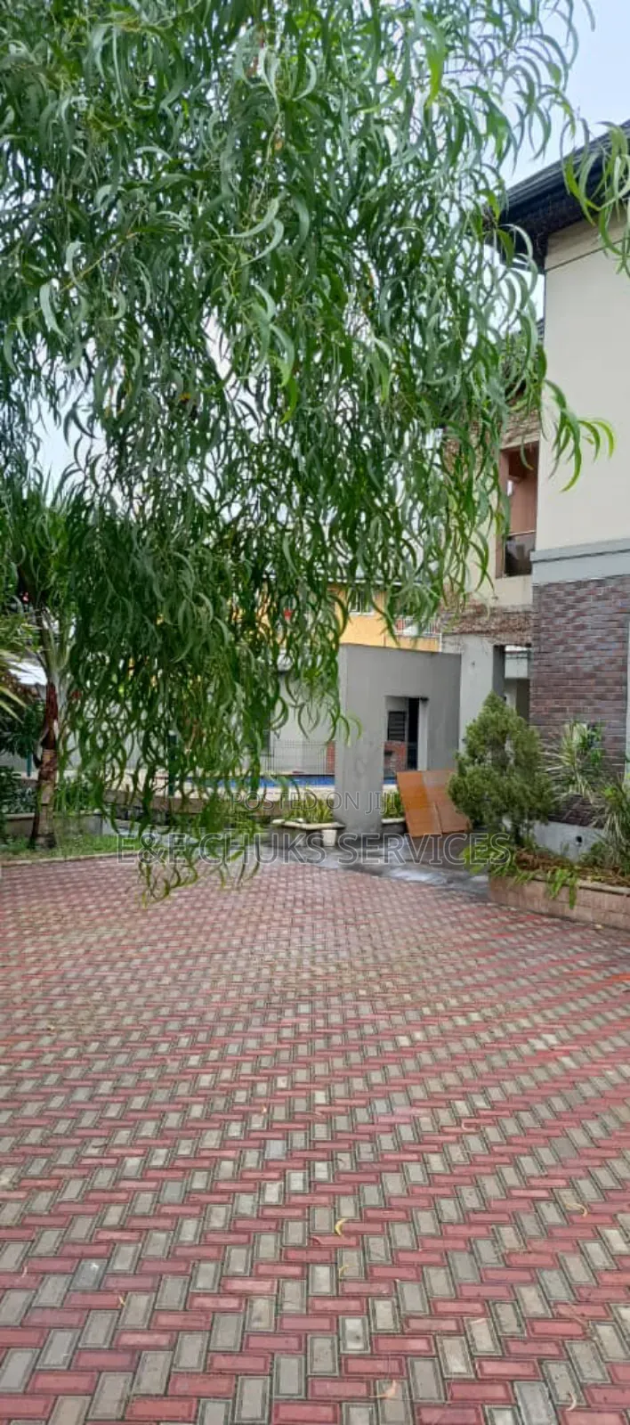 4bdrm Duplex in Obio-Akpor for sale