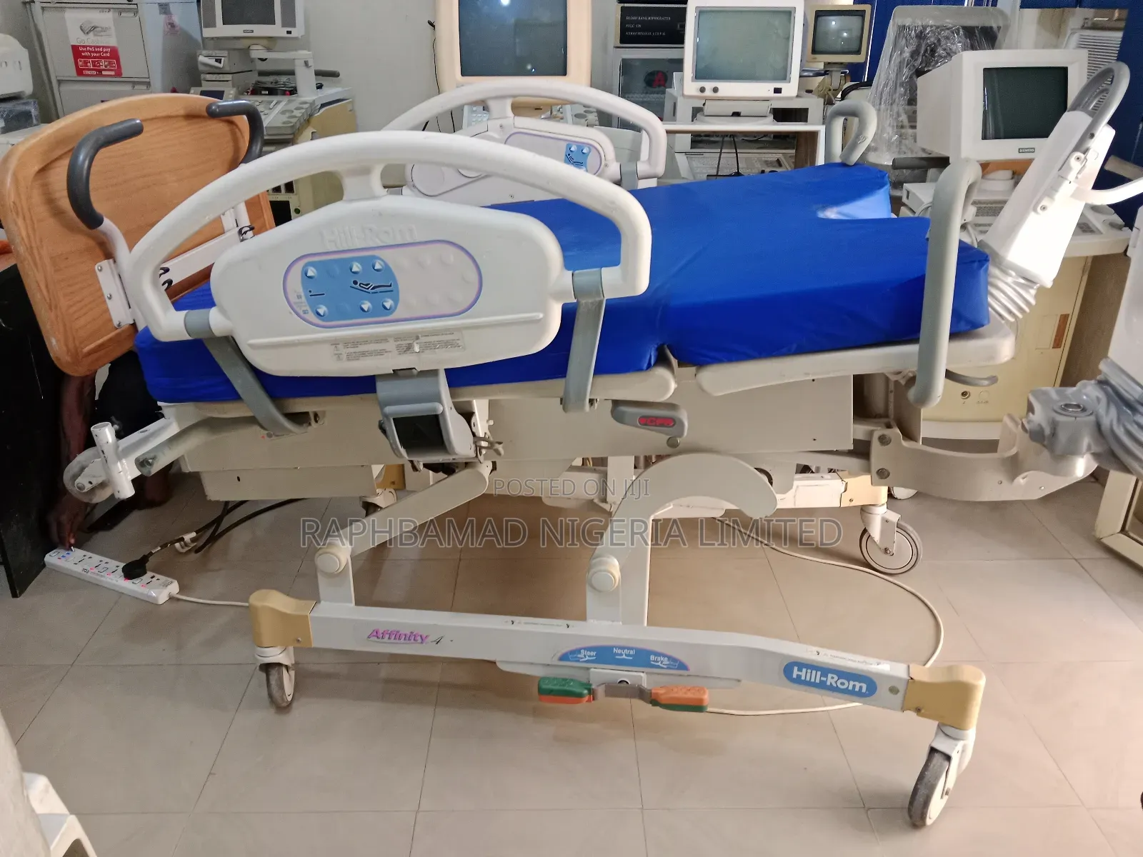 Hill-Rom Electric Delivery Bed