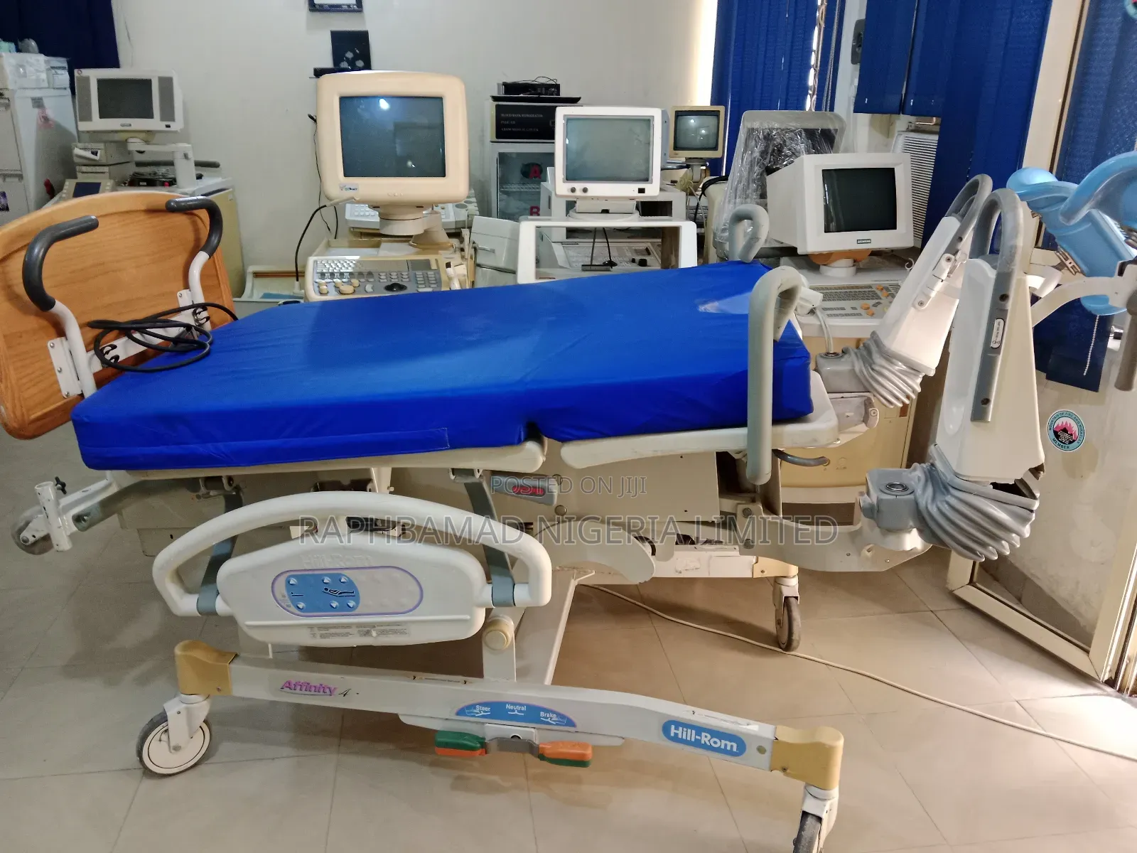 Hill-Rom Electric Delivery Bed