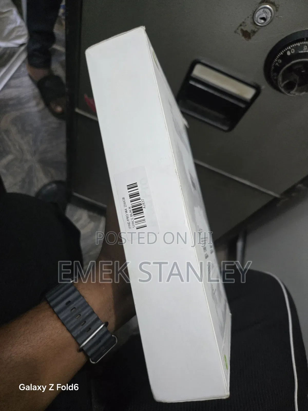 New Apple iPad Pro 11 (2024) 256 GB Black