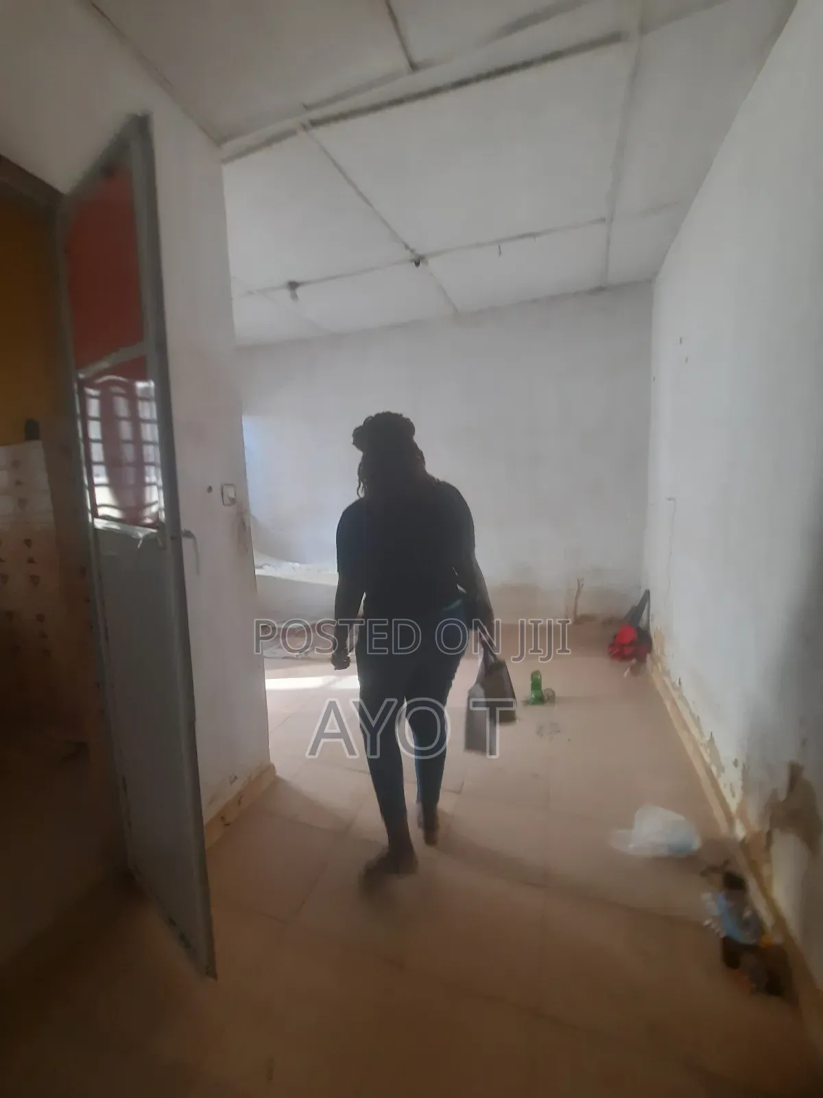 Studio Apartment in Bariga for rent