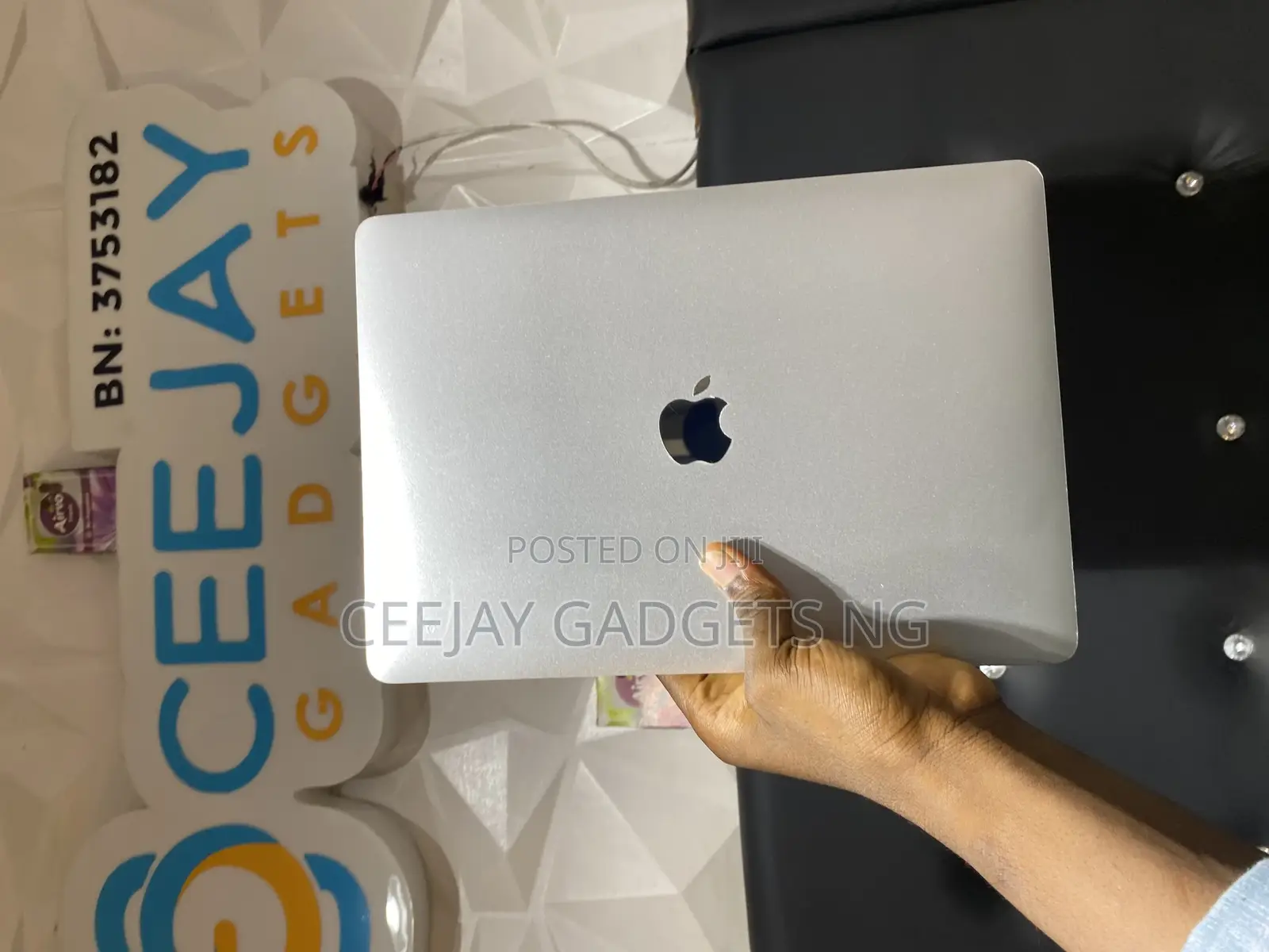 Laptop Apple MacBook Air 2020 M1 8GB Apple M1 SSD 256GB