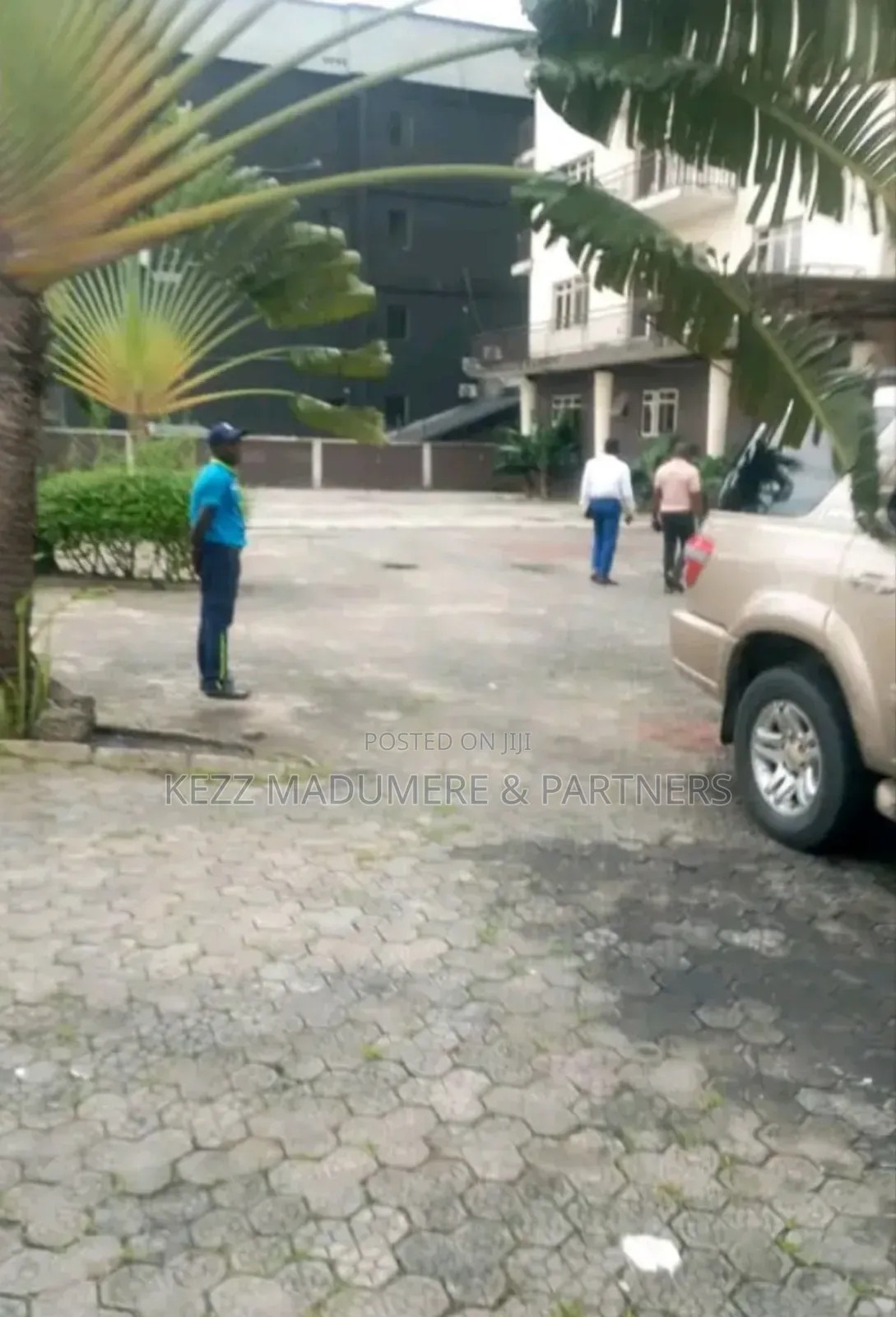 20bdrm Block of Flats in New Gra , Port for sale