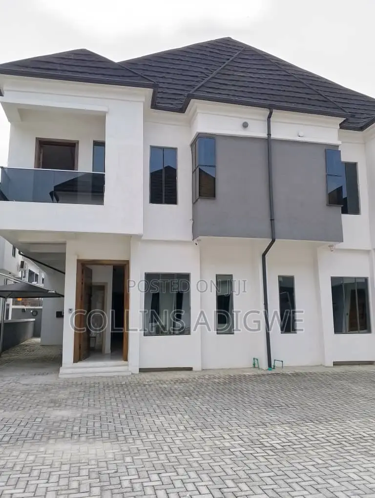 4bdrm Duplex in Vgc for sale