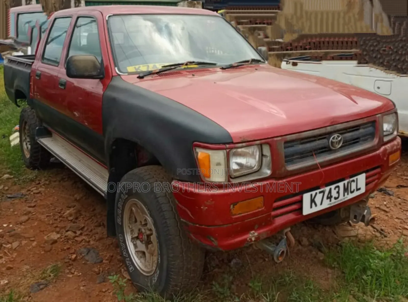 Toyota Hilux 1992 Red