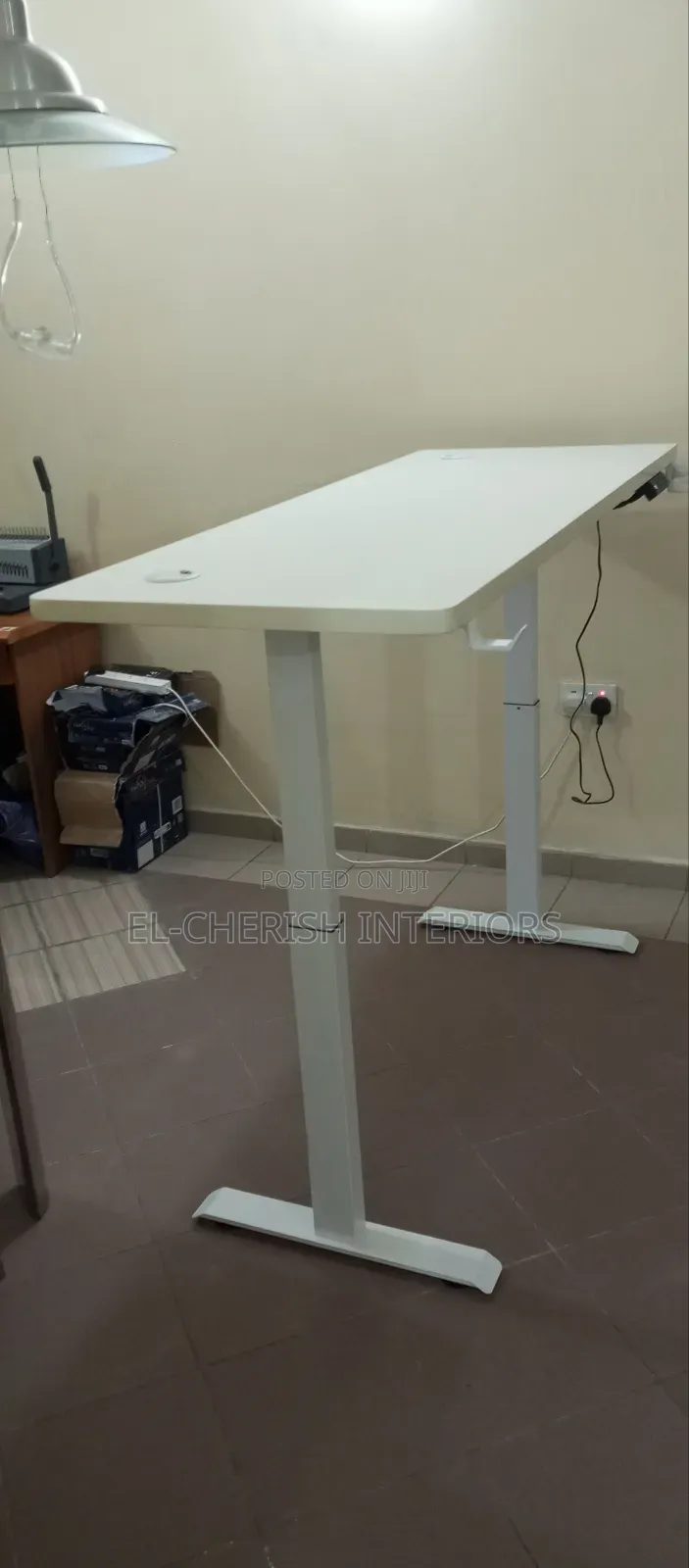 Supper Class Electric Table
