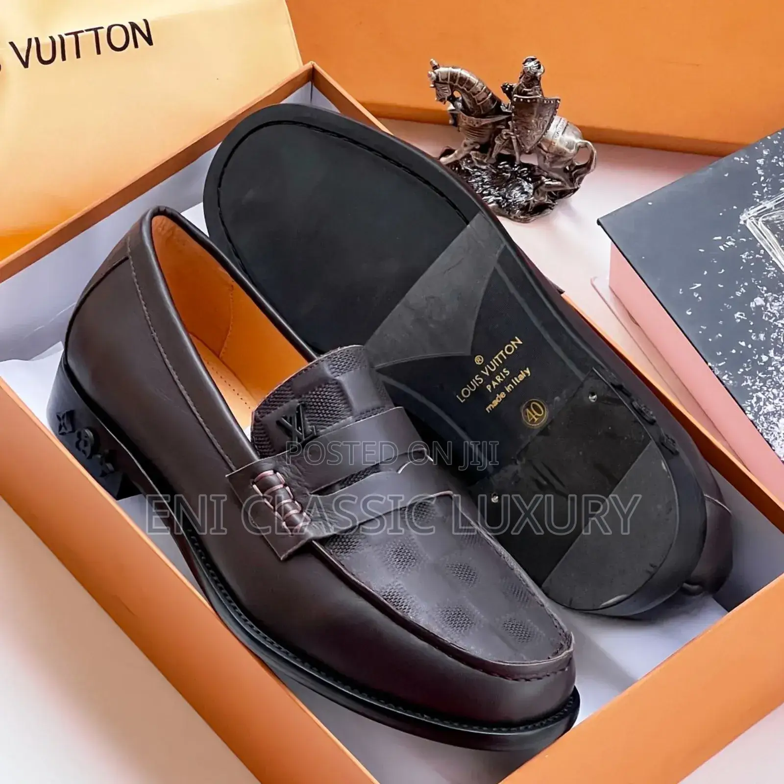 Original Luxury Loafers Shoes Louis Vuitton Available